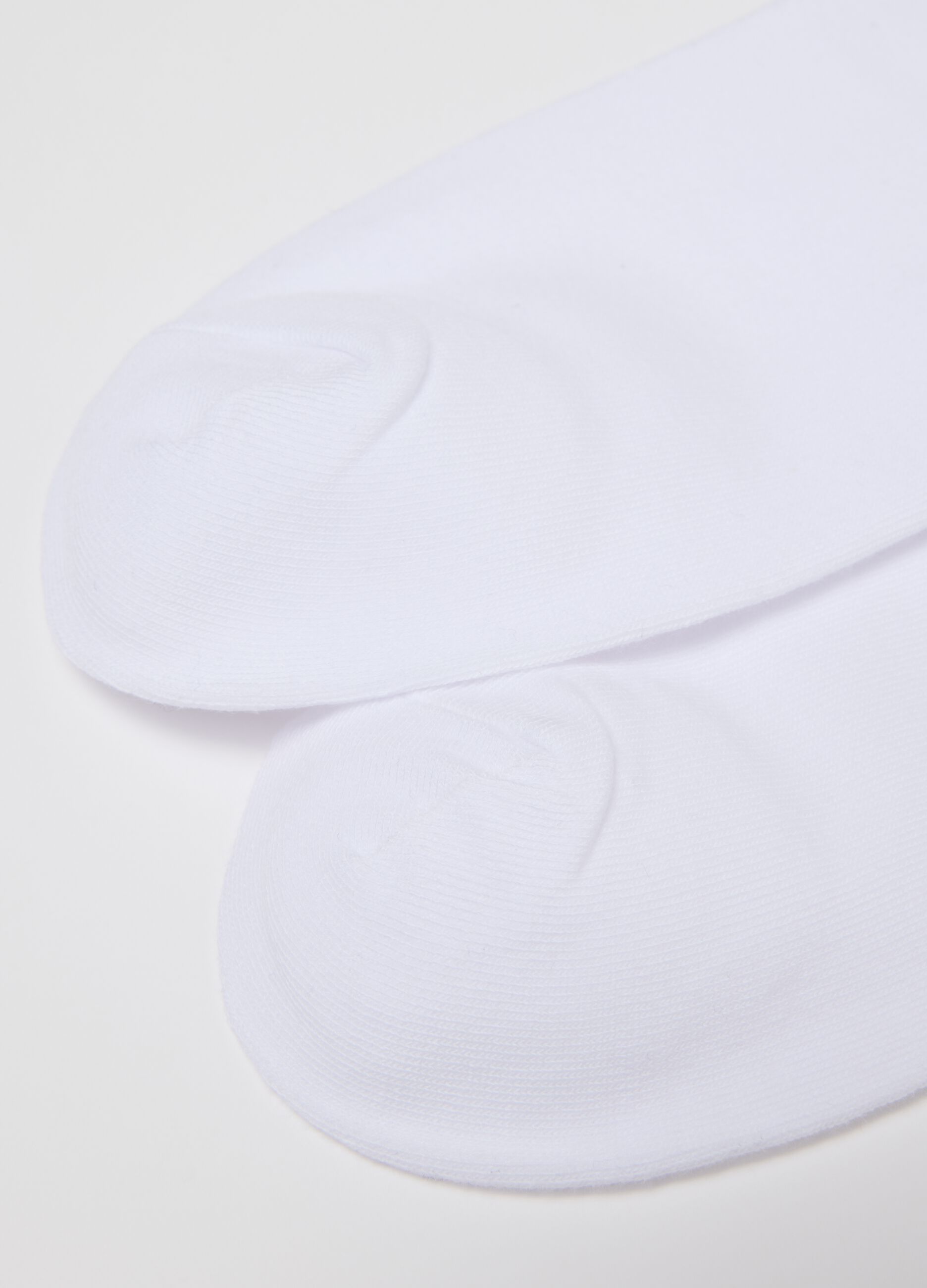 Multipack of white short cotton blend socks with regular fit