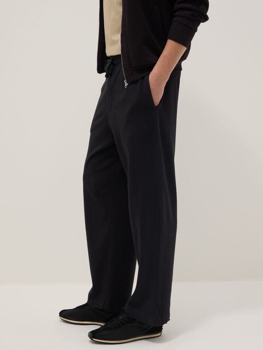 Pantaloni jogger neri in misto cotone oversize fit_3