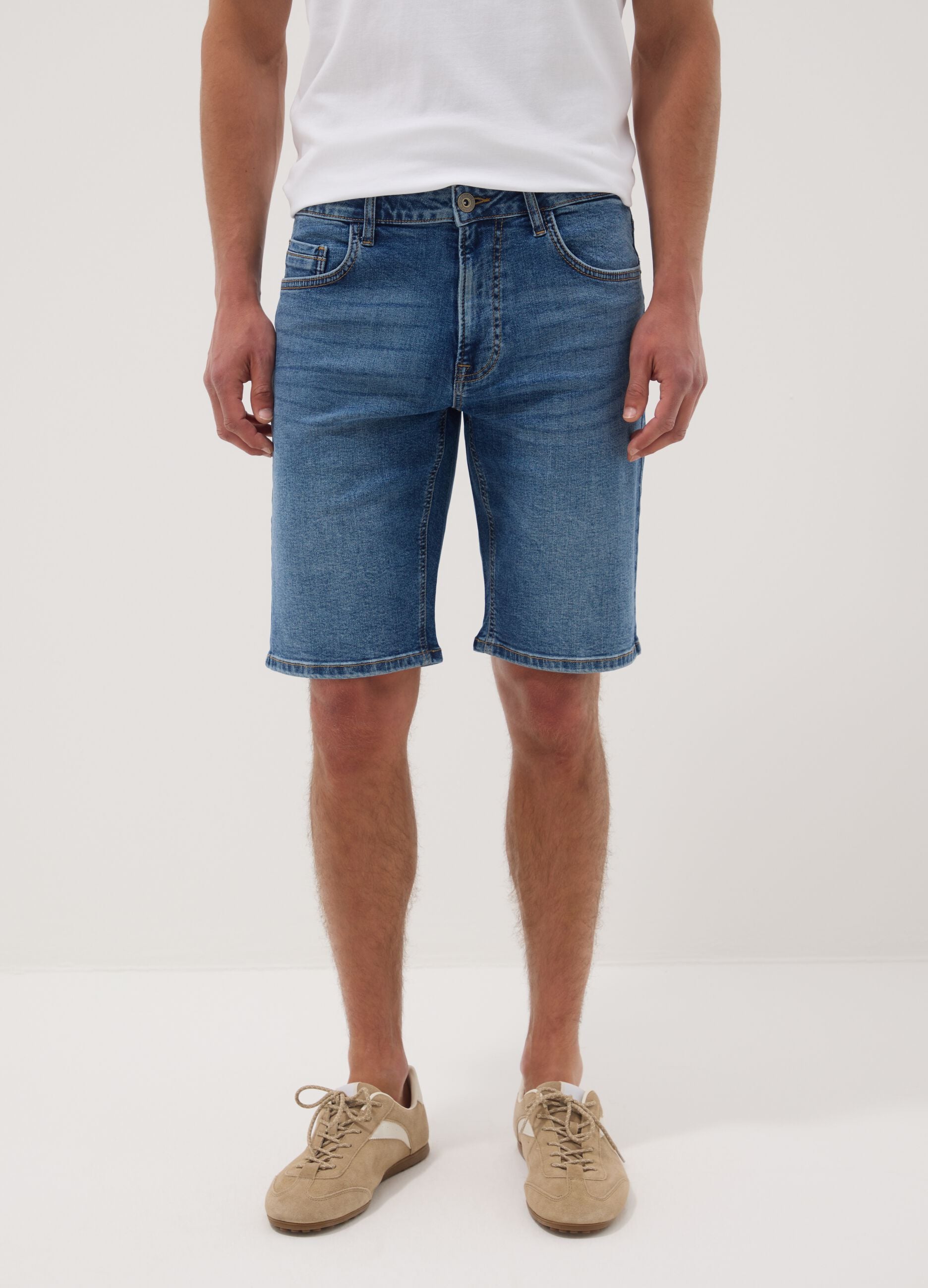 Blue stretch cotton Bermuda shorts