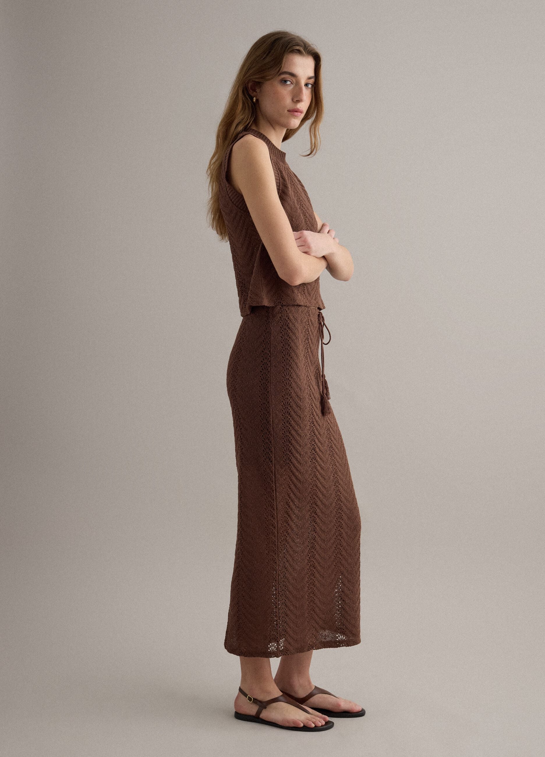 Brown regular-fit gilet with openwork design