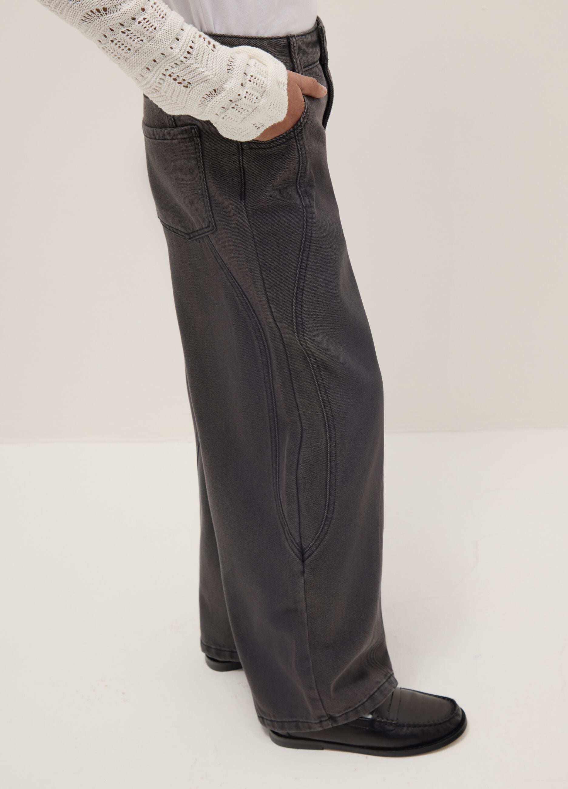 Grey cotton blend balloon jeans for girls