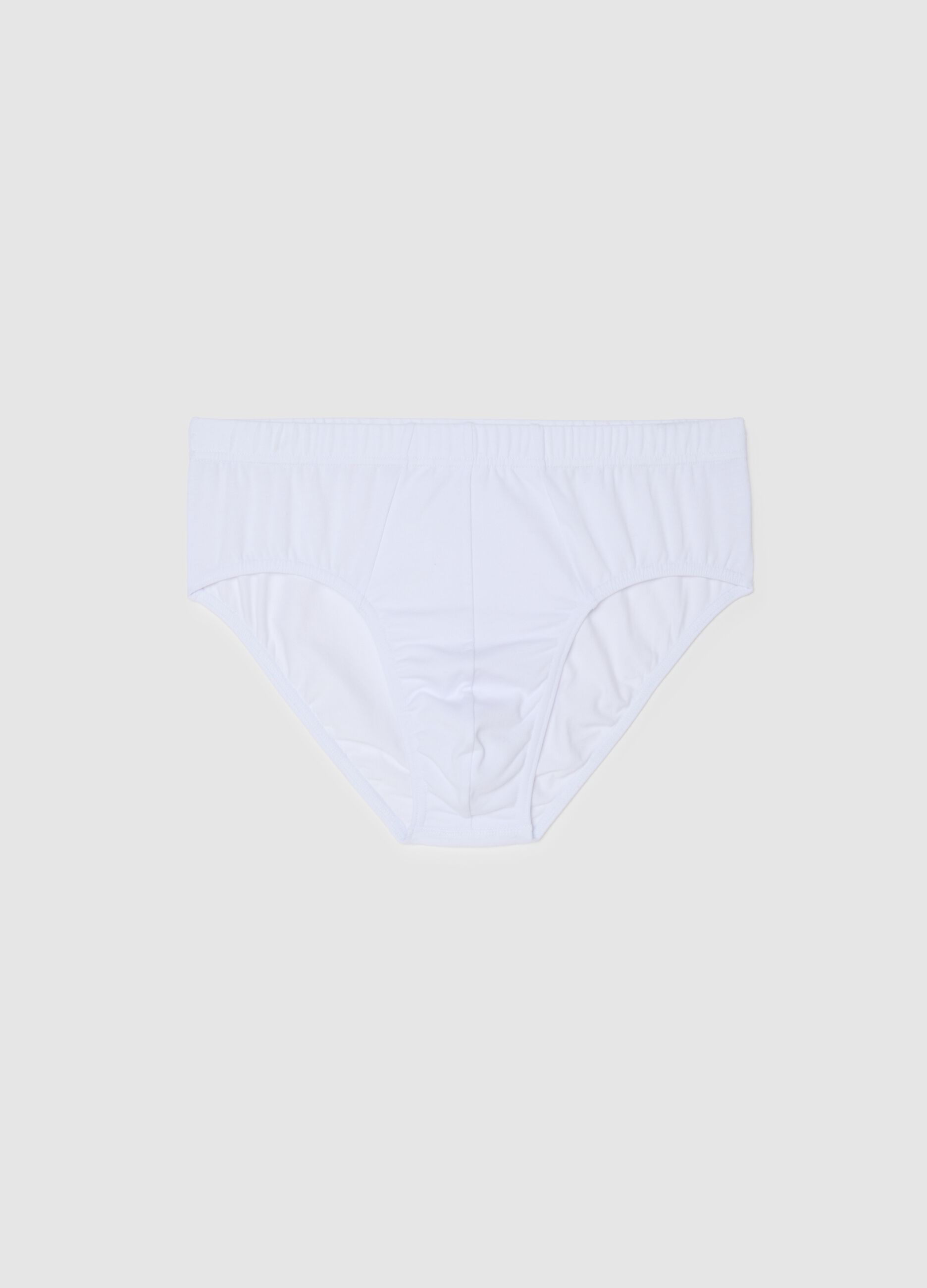 Stretch cotton white briefs with a tight fit