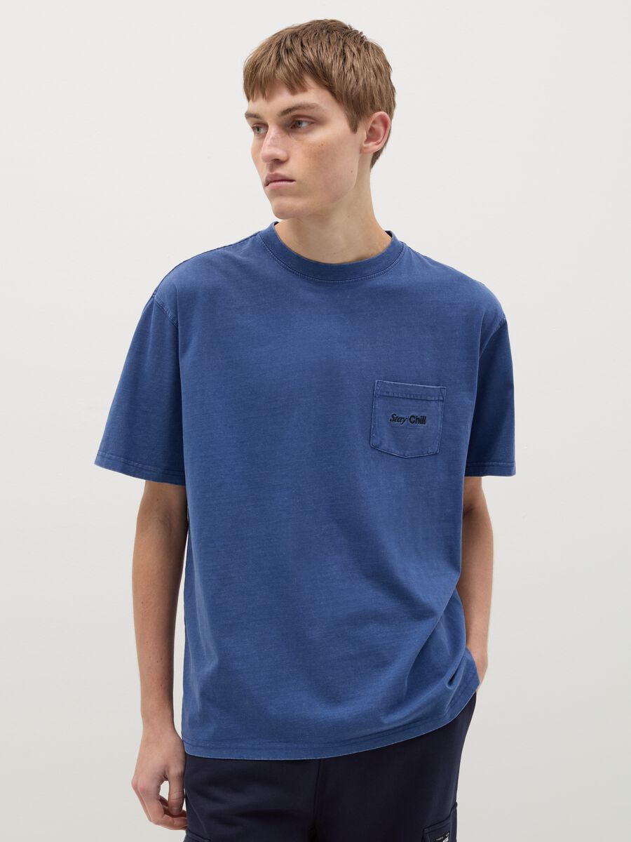 T-shirt with embroidered pocket_0