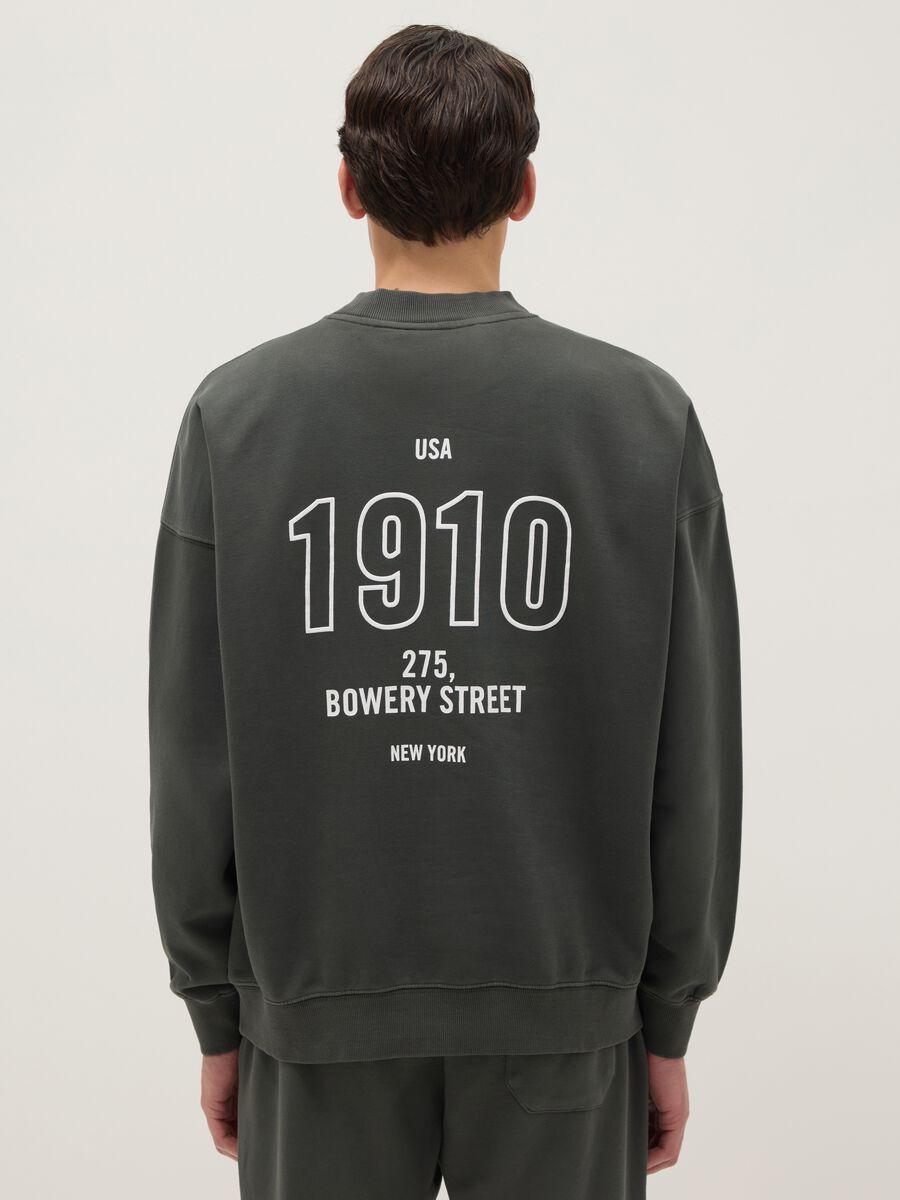 Black cotton blend regular fit sweatshirt with Everlast logo_2