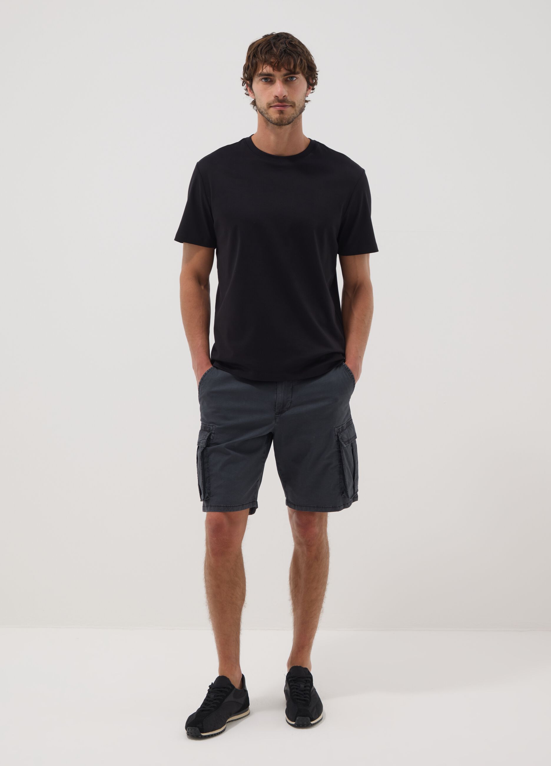 Black slim-fit T-shirt in pure mercerised cotton