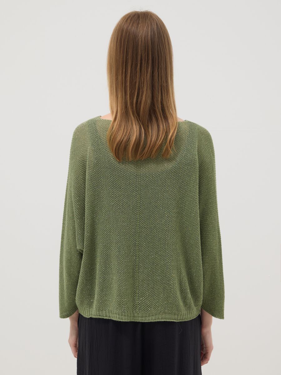 Green V-neck top in viscose and linen blend_3
