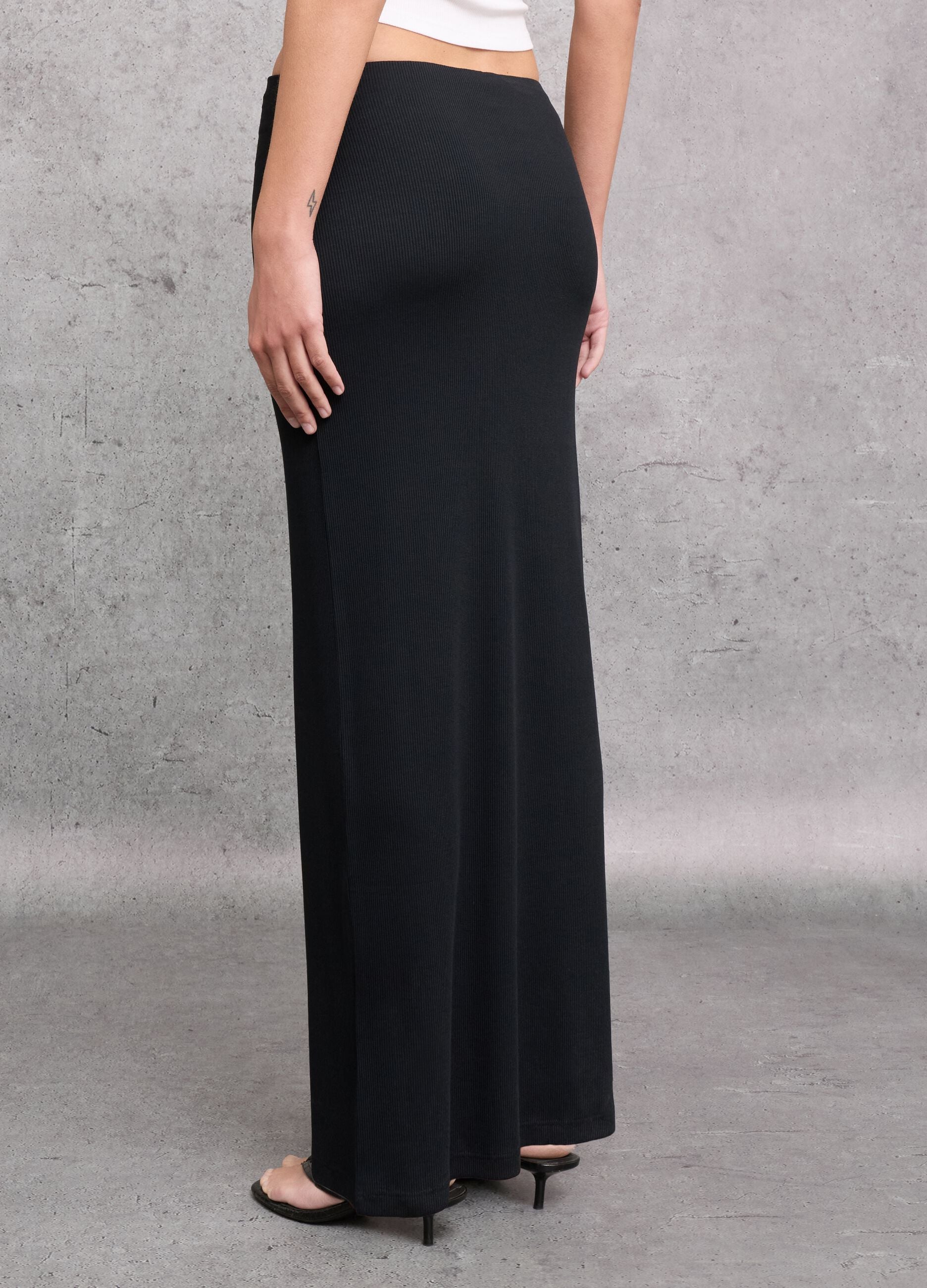 Black Ribbed Long Skirt