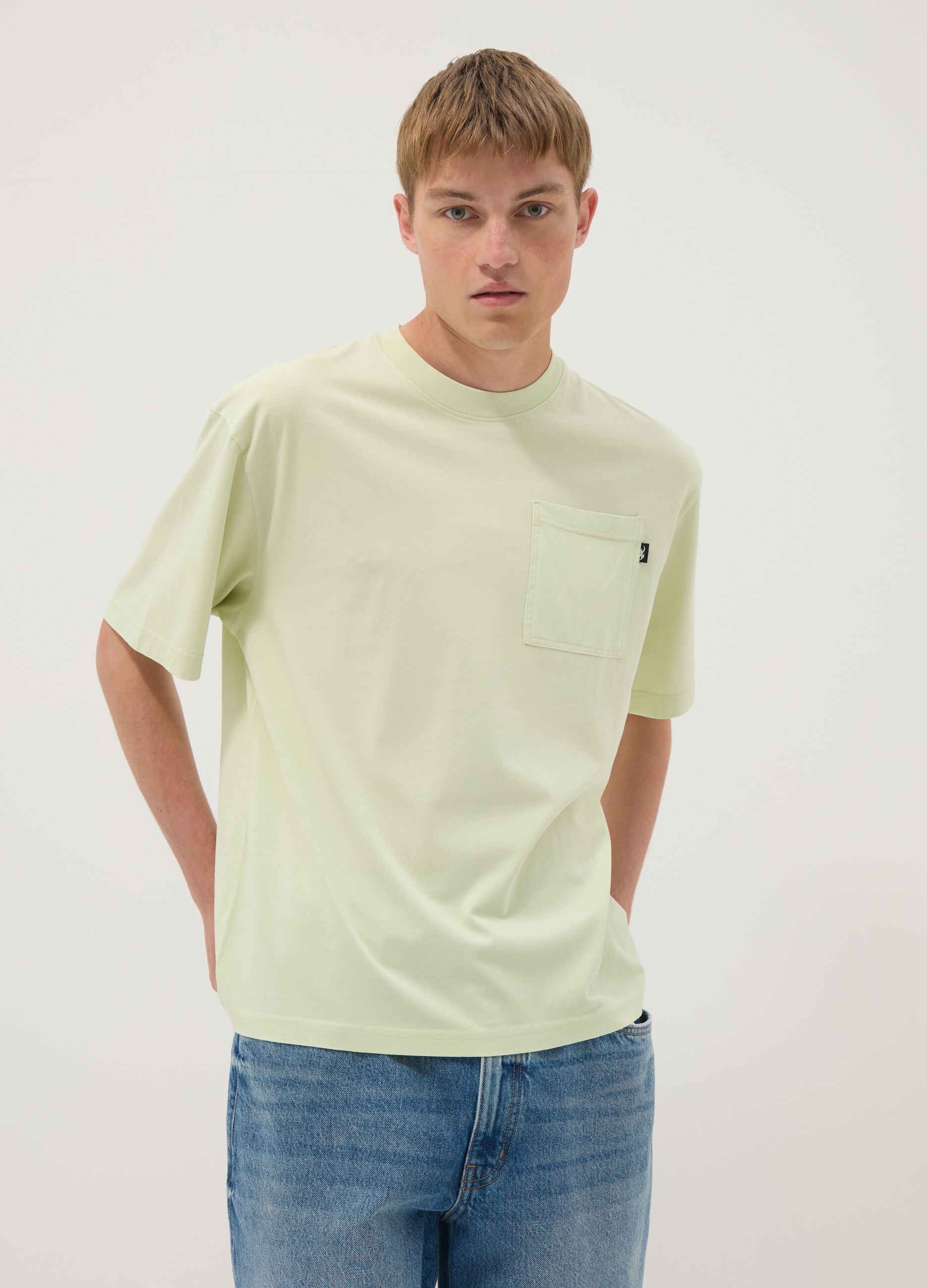 Green pure cotton T-shirt with chest pocket