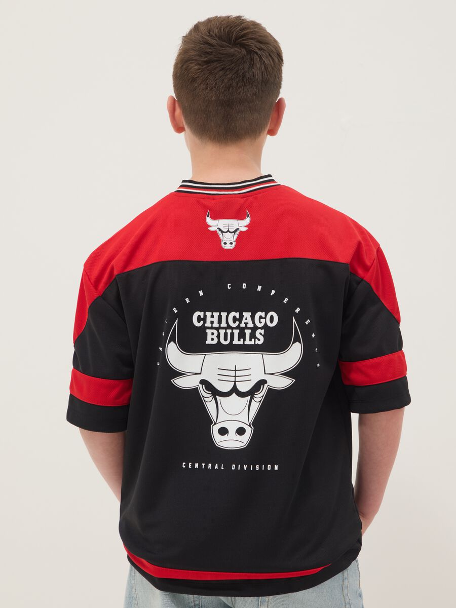 Black and red Chicago Bulls logo T-shirt for kids_1