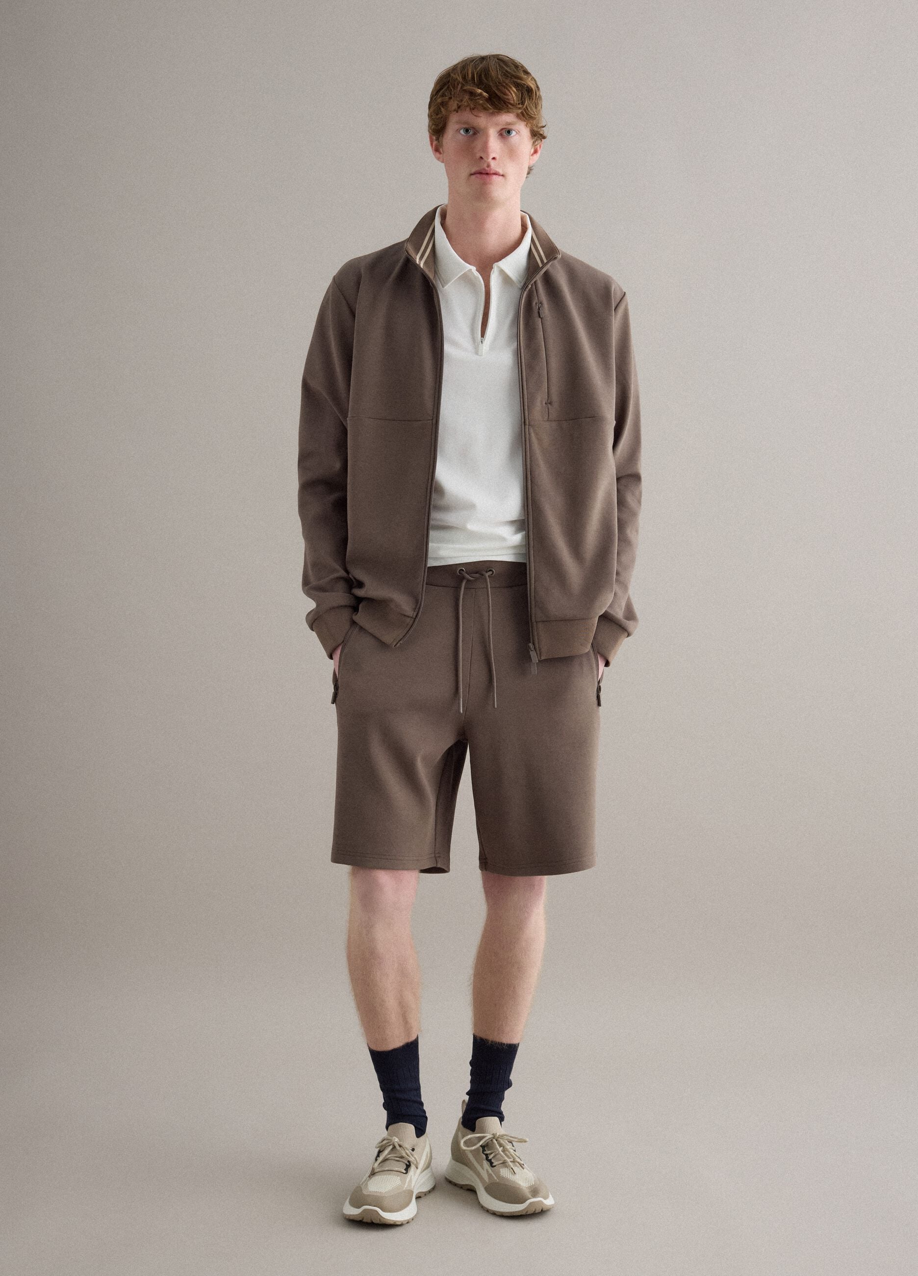 Brown regular fit stretch cotton blend shorts