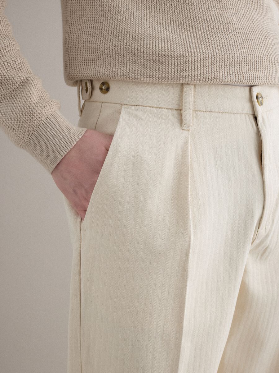 Beige Regular Fit Cotton Chinos_3