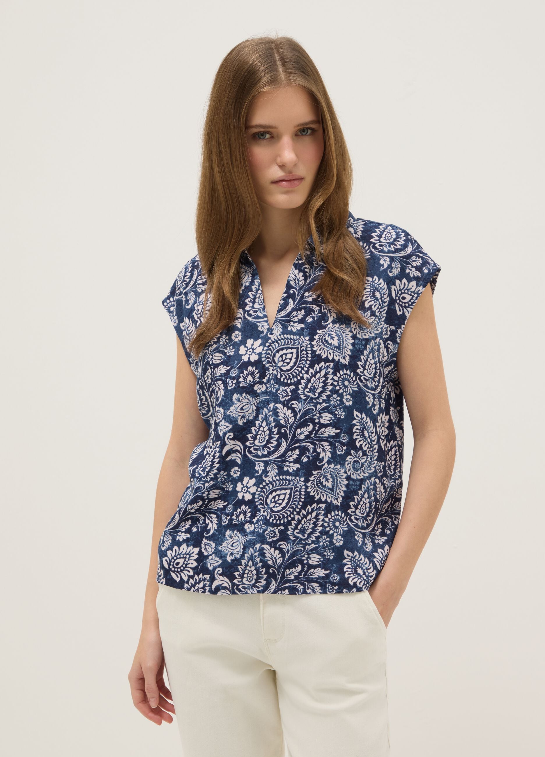 Sleeveless blouse in pure multicolour viscose regular fit with V-neck