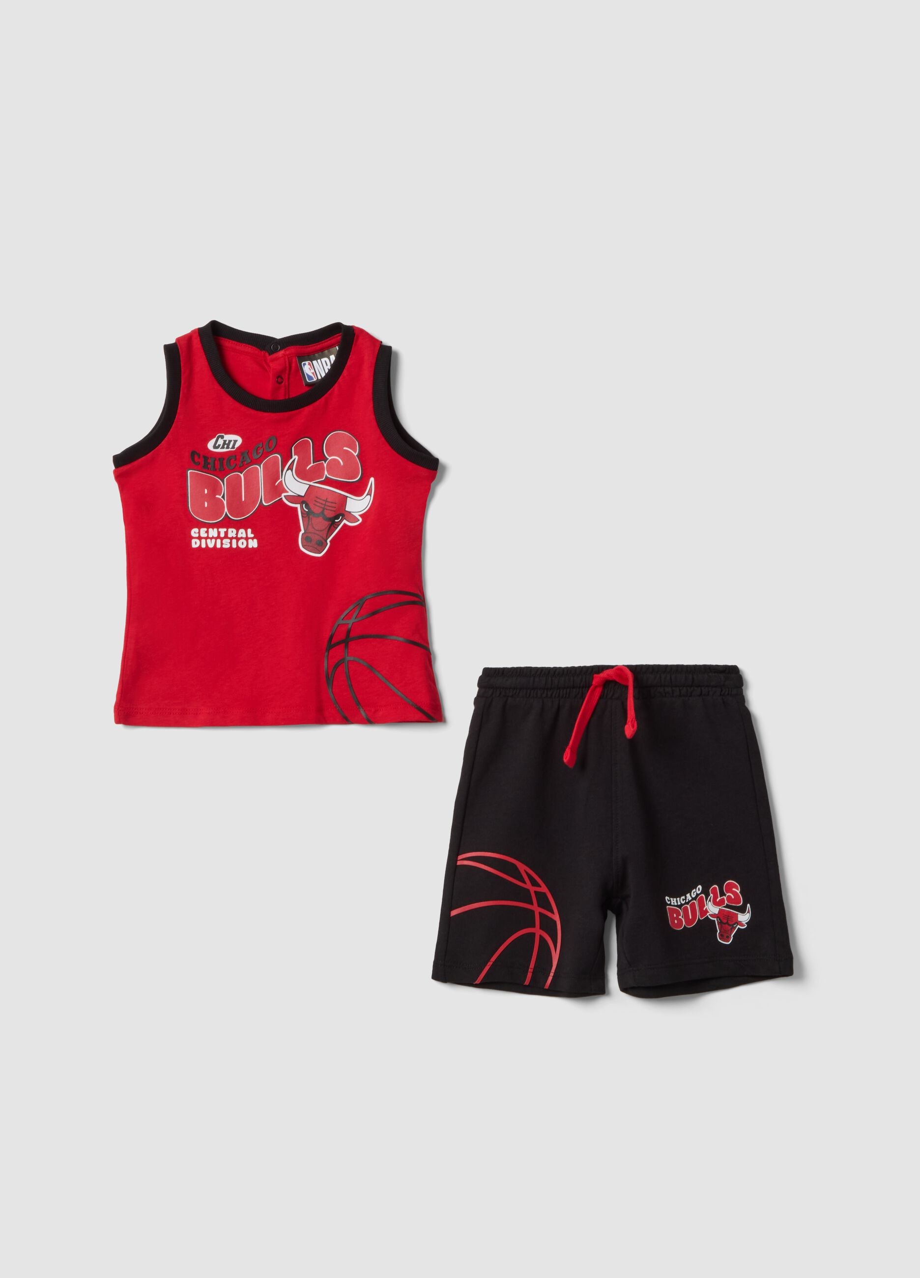 Red pure cotton set with top and shorts for baby boy, regular fit