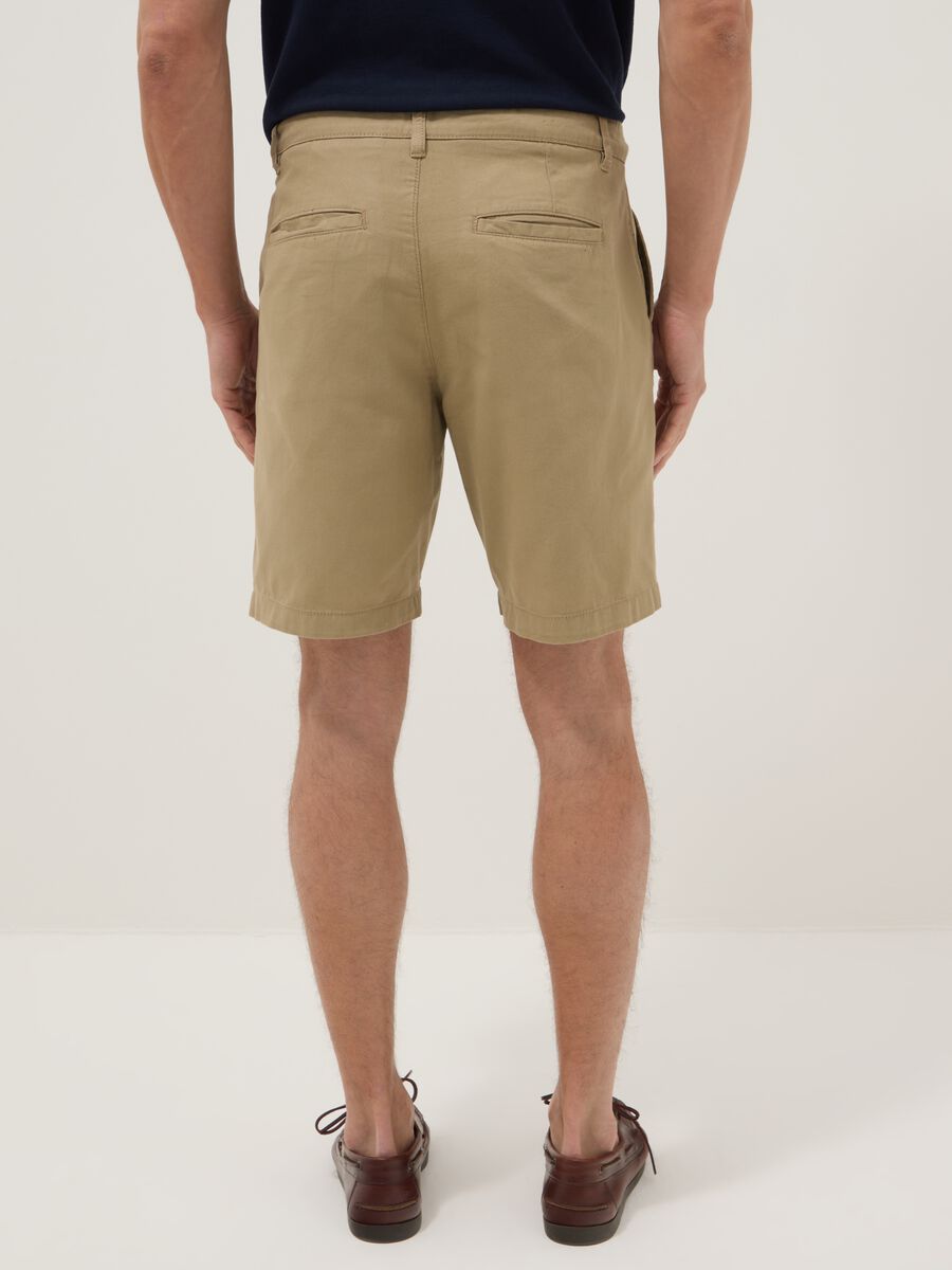 Bermuda chino beige in puro cotone regular fit_2
