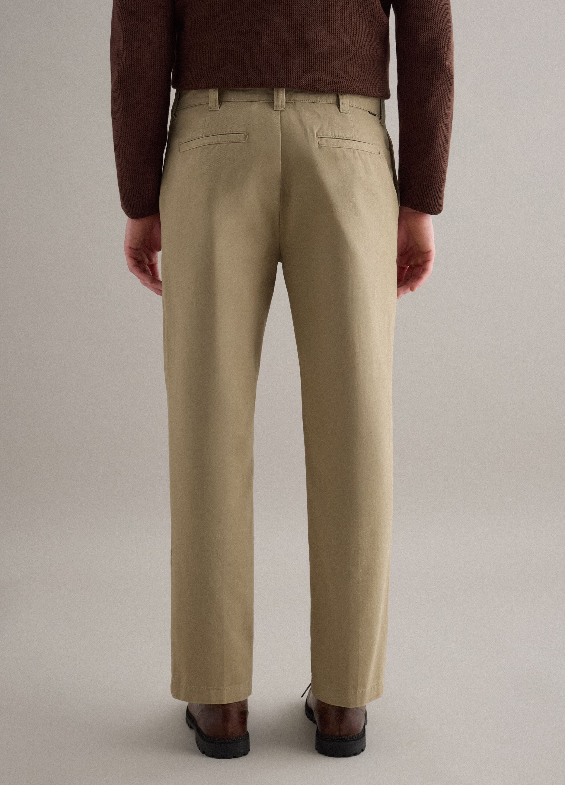 Regular fit straight beige chino trousers in pure cotton twill