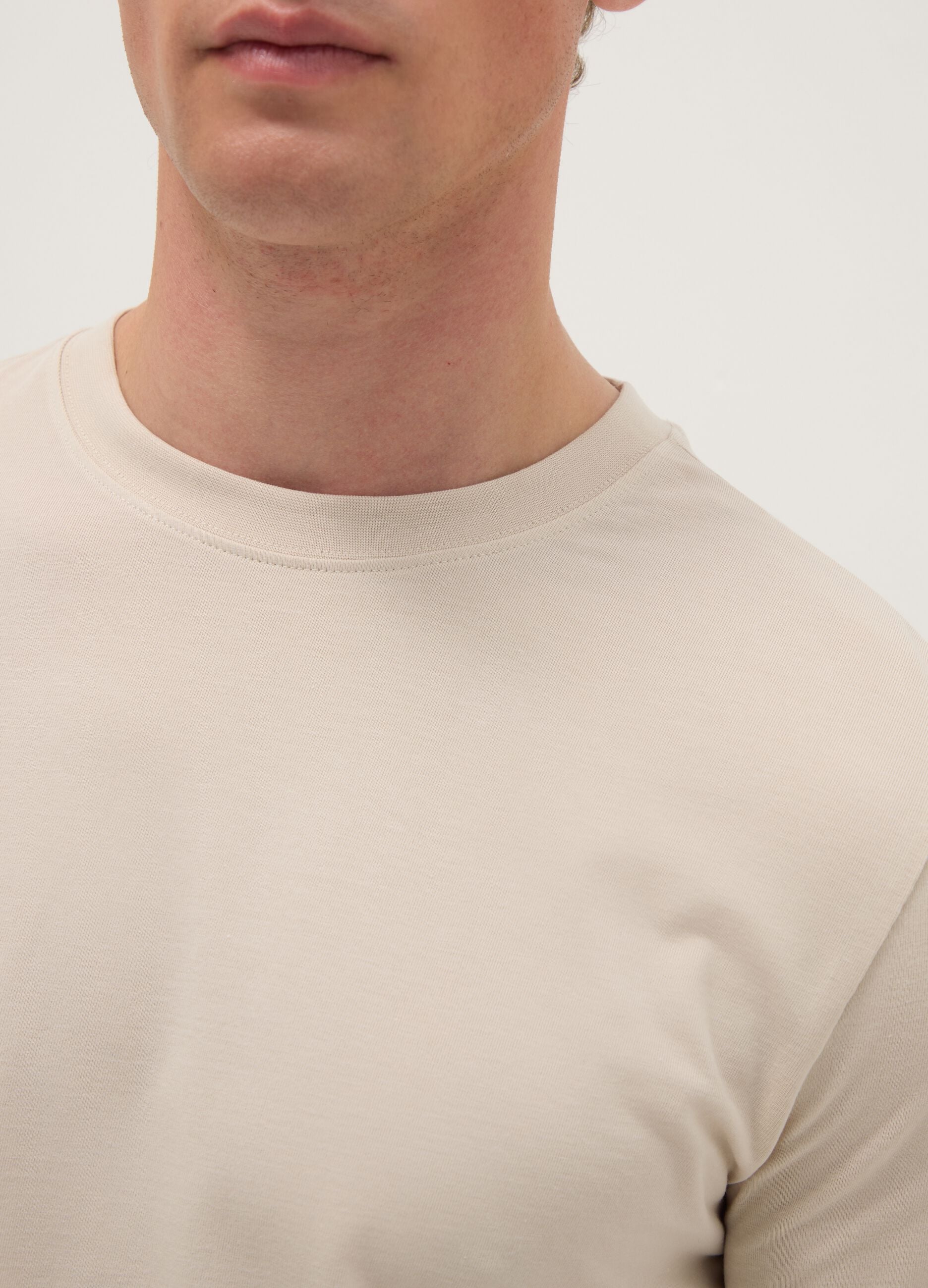 Beige long-sleeve stretch cotton regular fit t-shirt