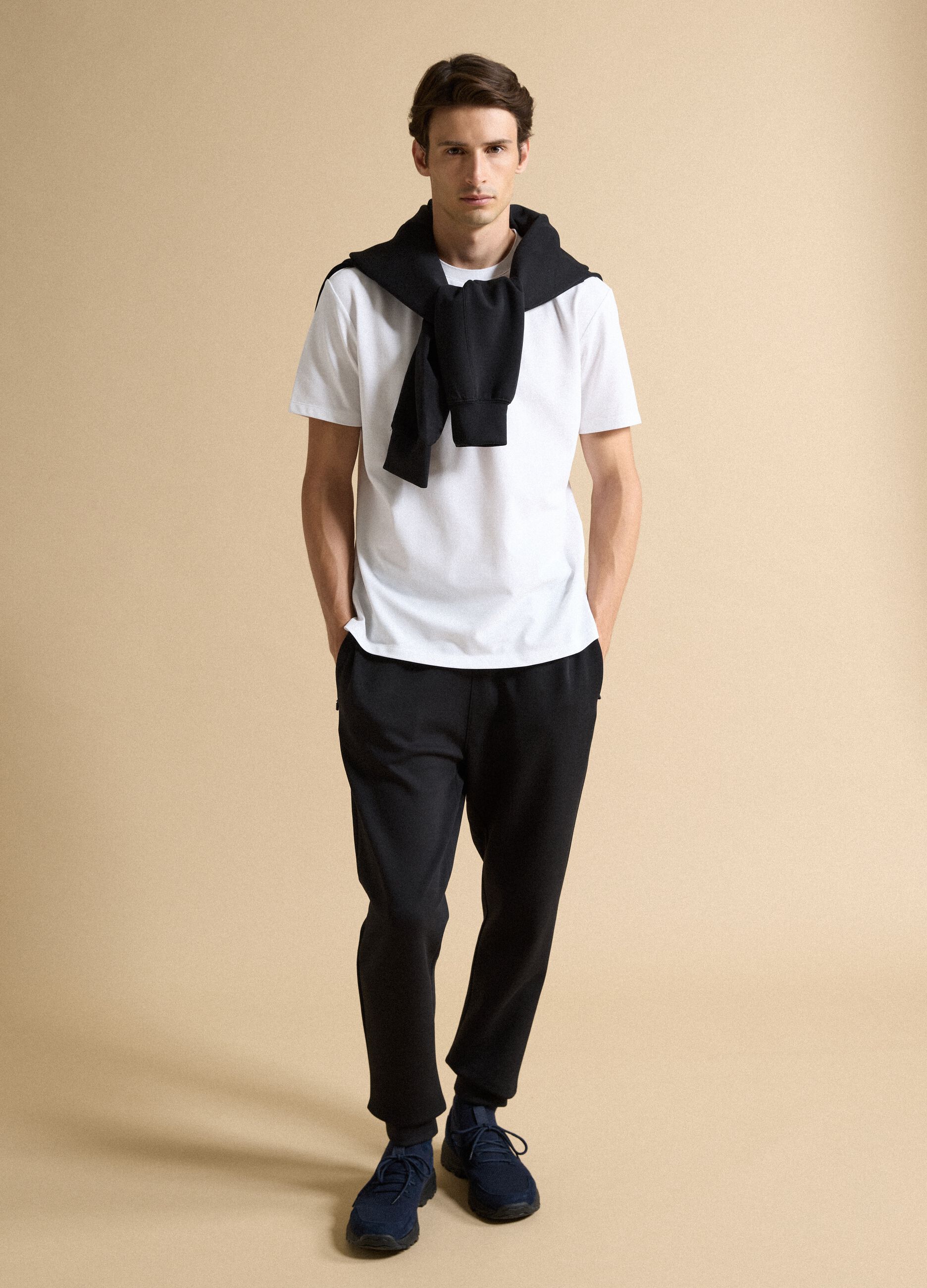 White regular-fit stretch piqu&eacute; cotton-blend T-shirt, Easy Dry