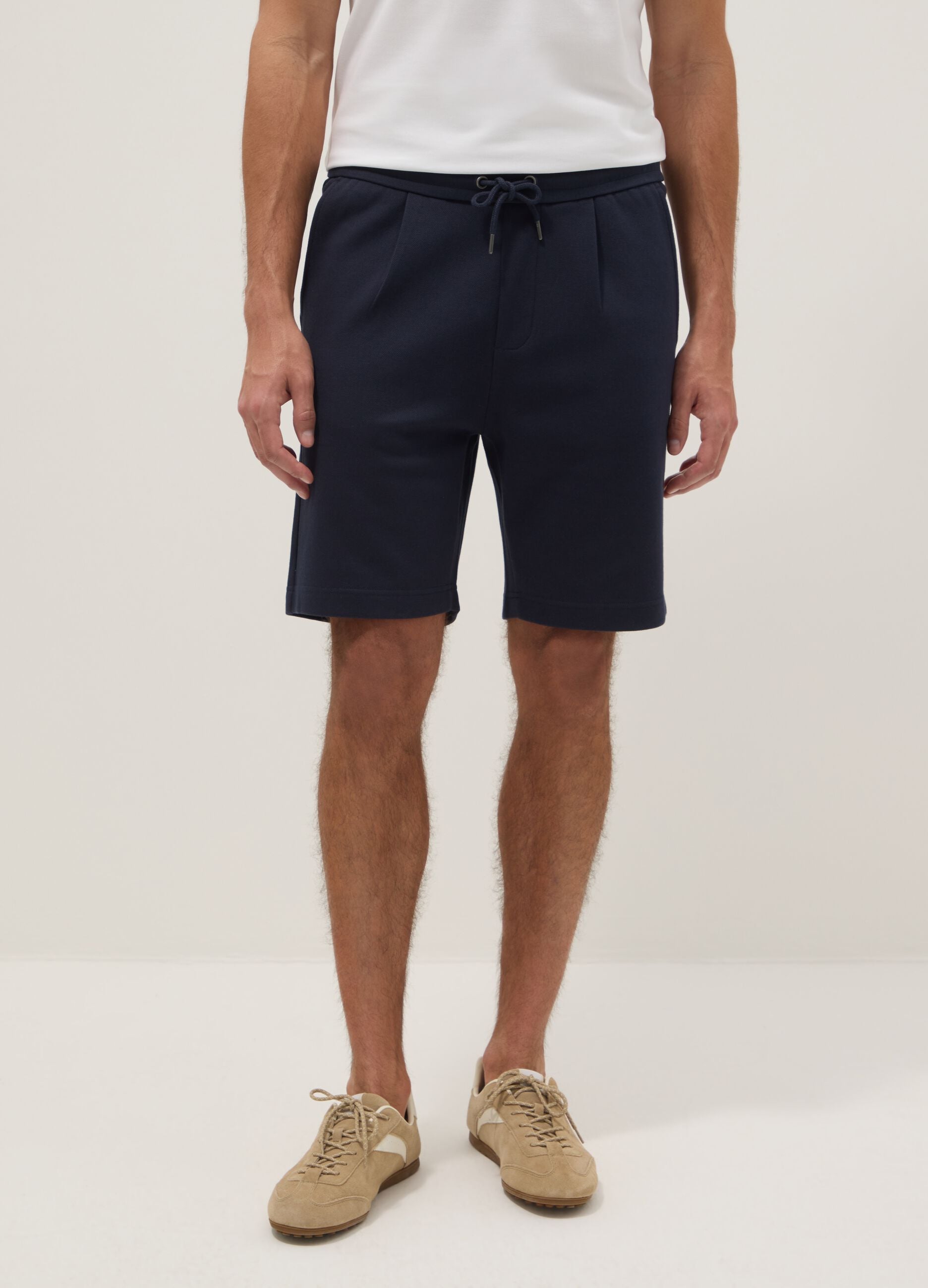 Blue pure cotton shorts with elasticated waist, regular fit