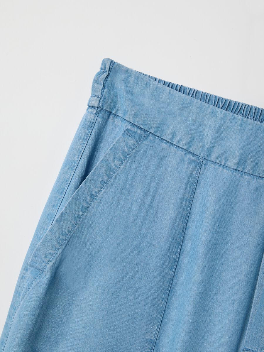 Jeans denim azzurro chiaro in puro lyocell con vita elasticizzata relaxed fit_5