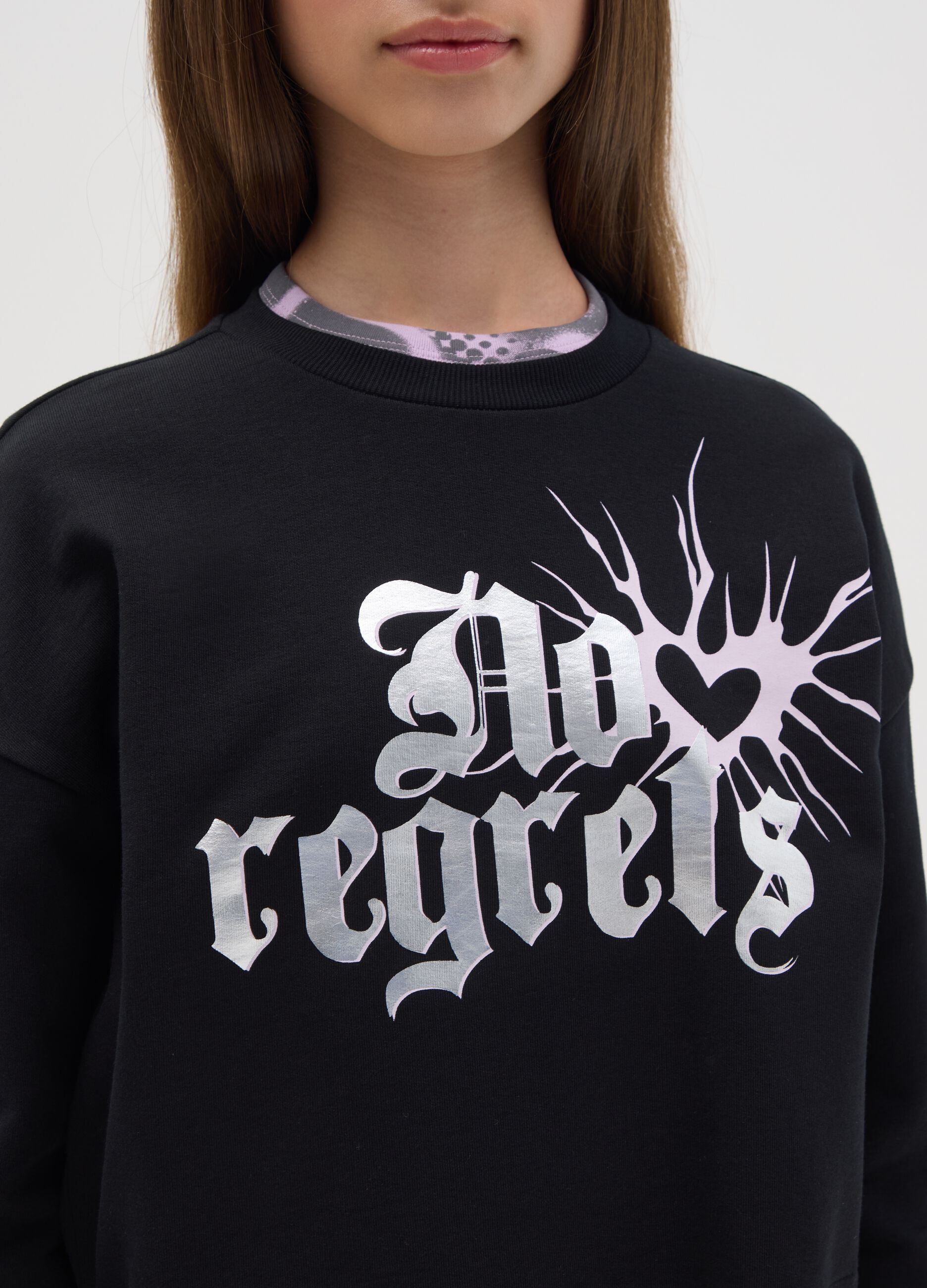 Cropped sweatshirt with foil print