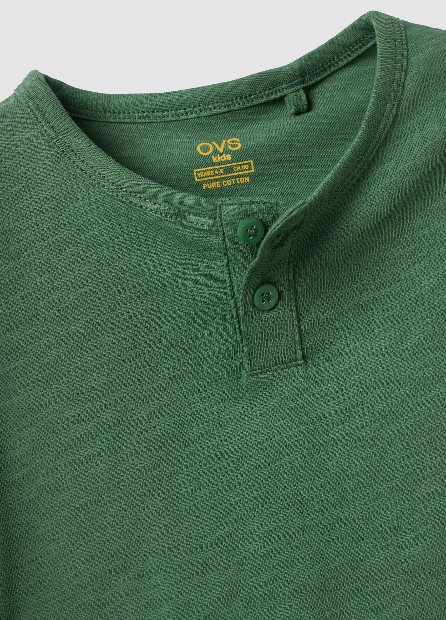 Canottiera verde in puro cotone con bottoni regular fit