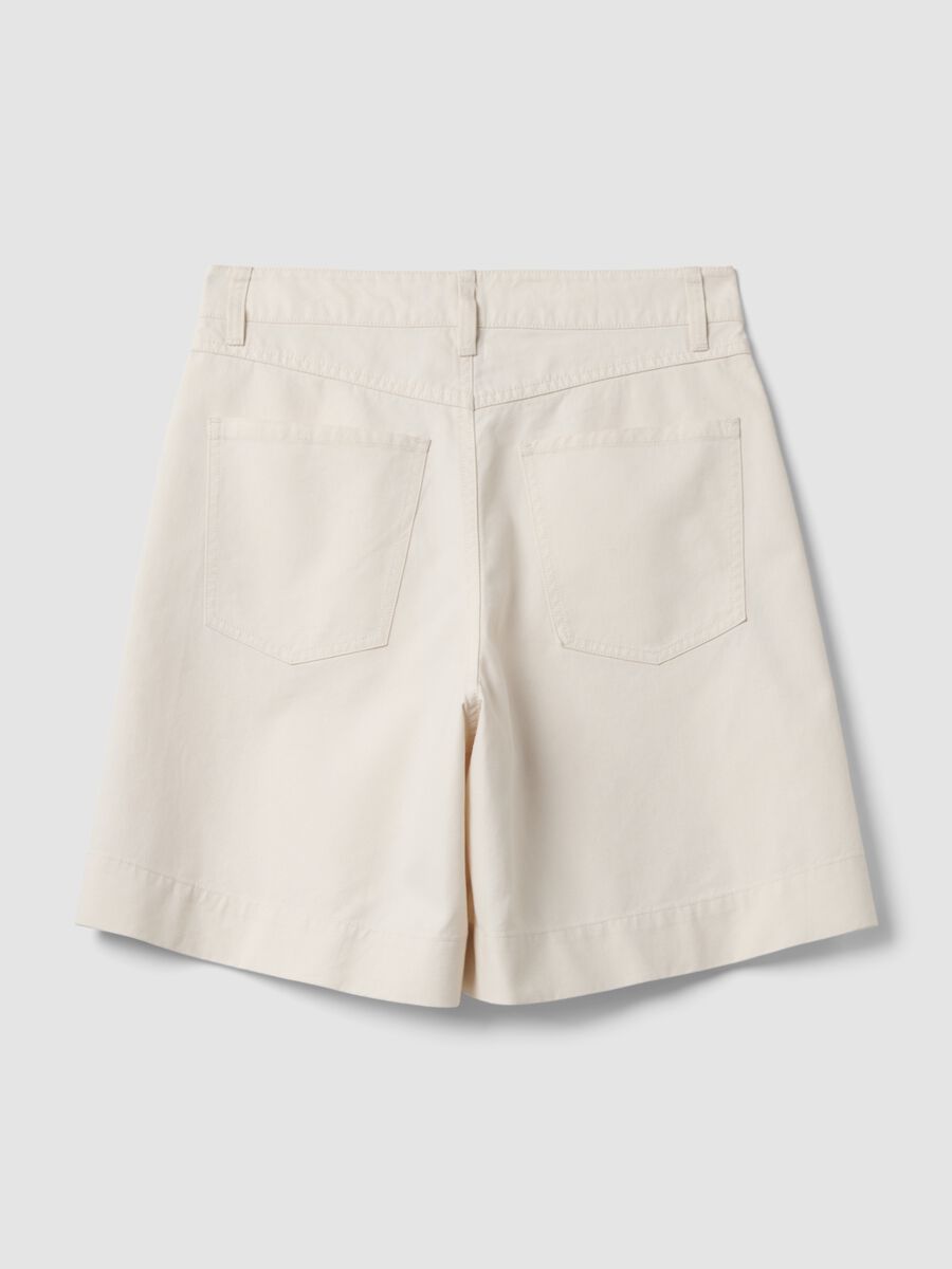 White linen-lyocell blend shorts with contrasting embroidery, regular fit_1