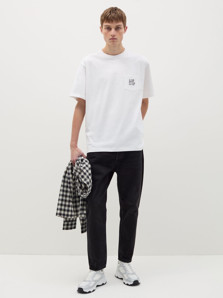 T-shirt with embroidered pocket_1