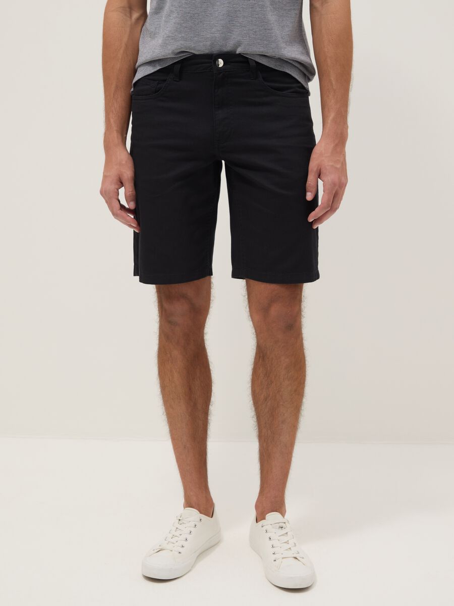 Shorts neri in puro cotone regular fit_1