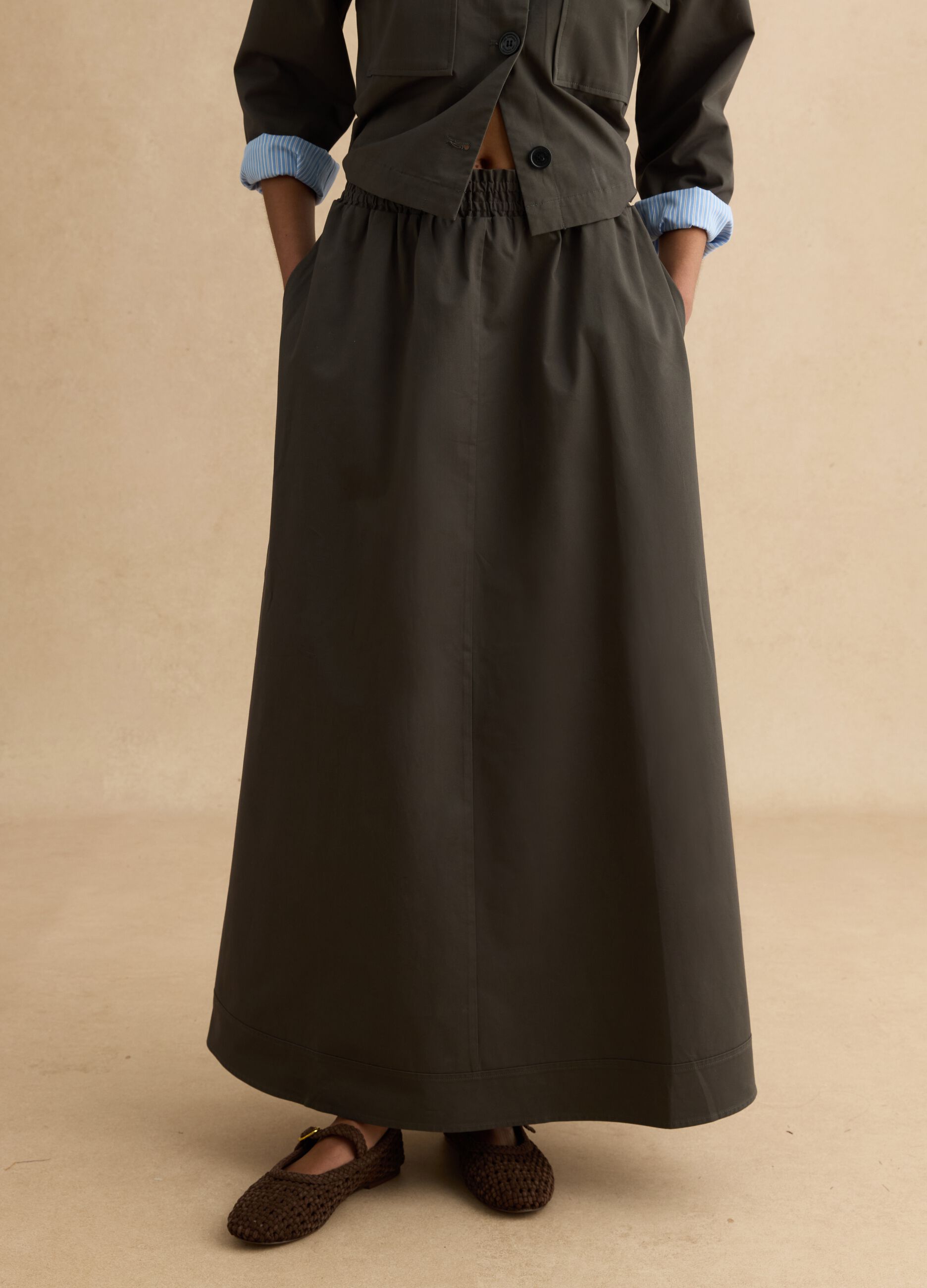 Grey long pure cotton skirt with elastic waistband