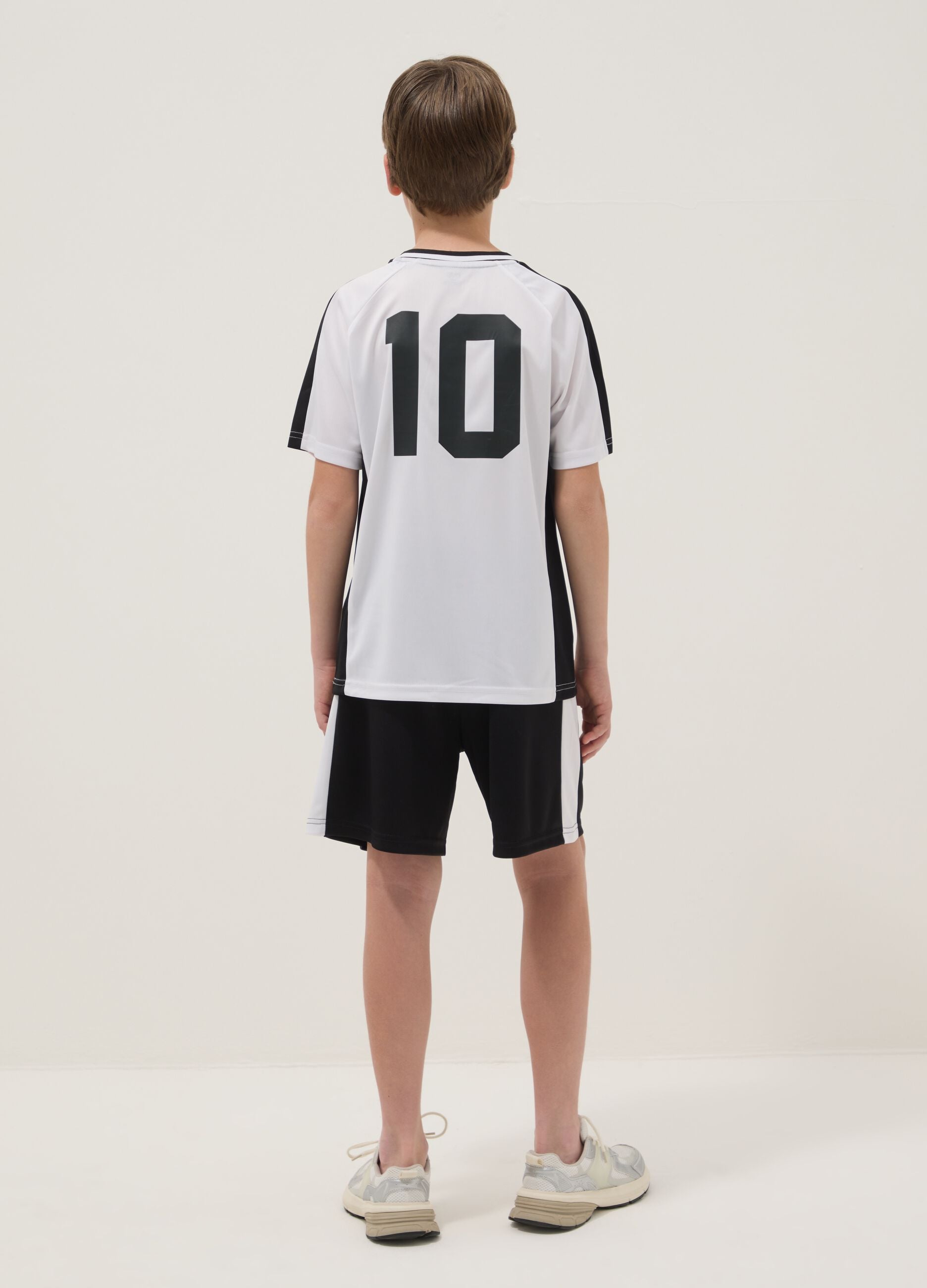 Black and white set with T-shirt and shorts