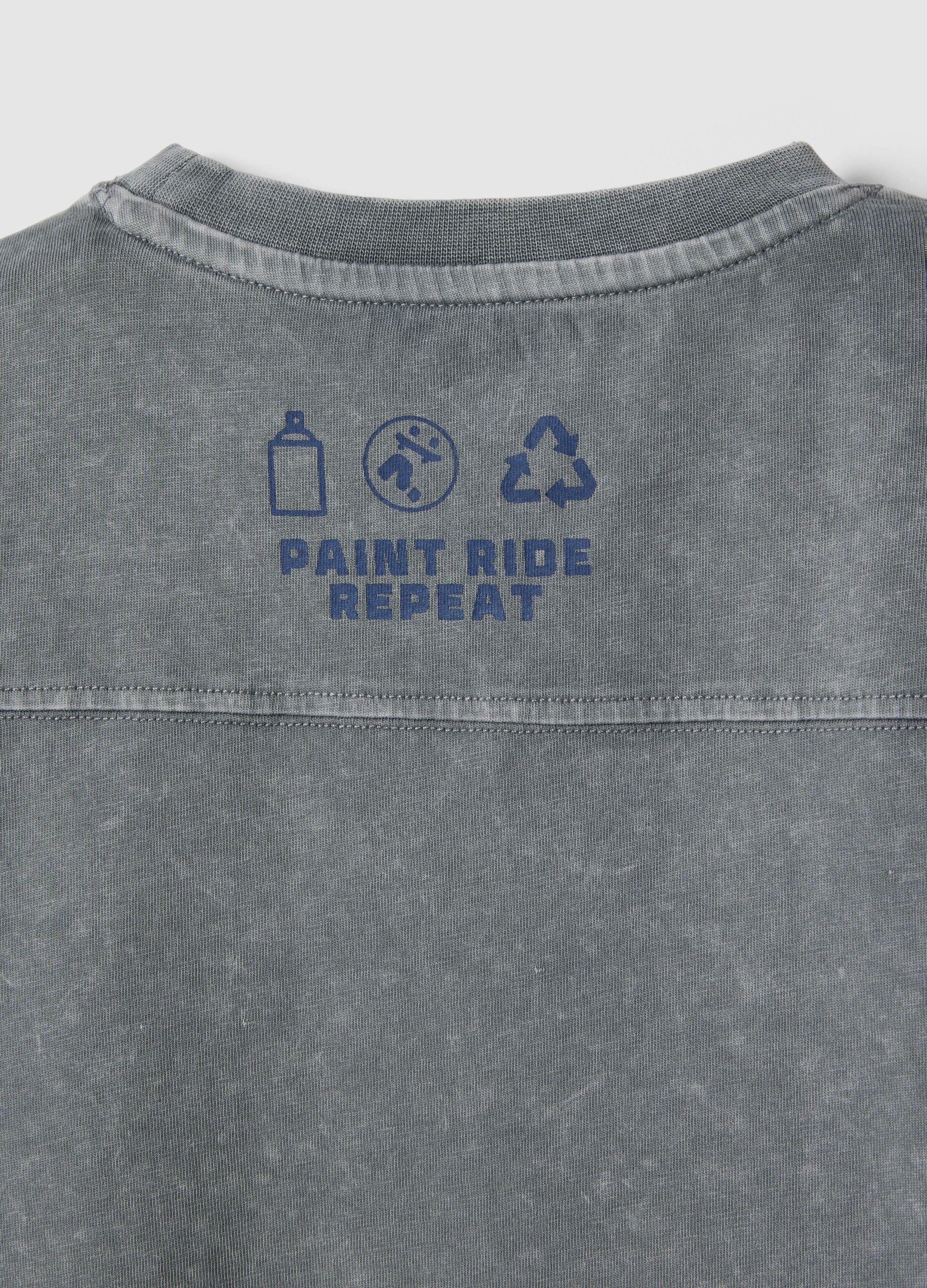 Children's grey pure cotton t-shirt regular fit with patch