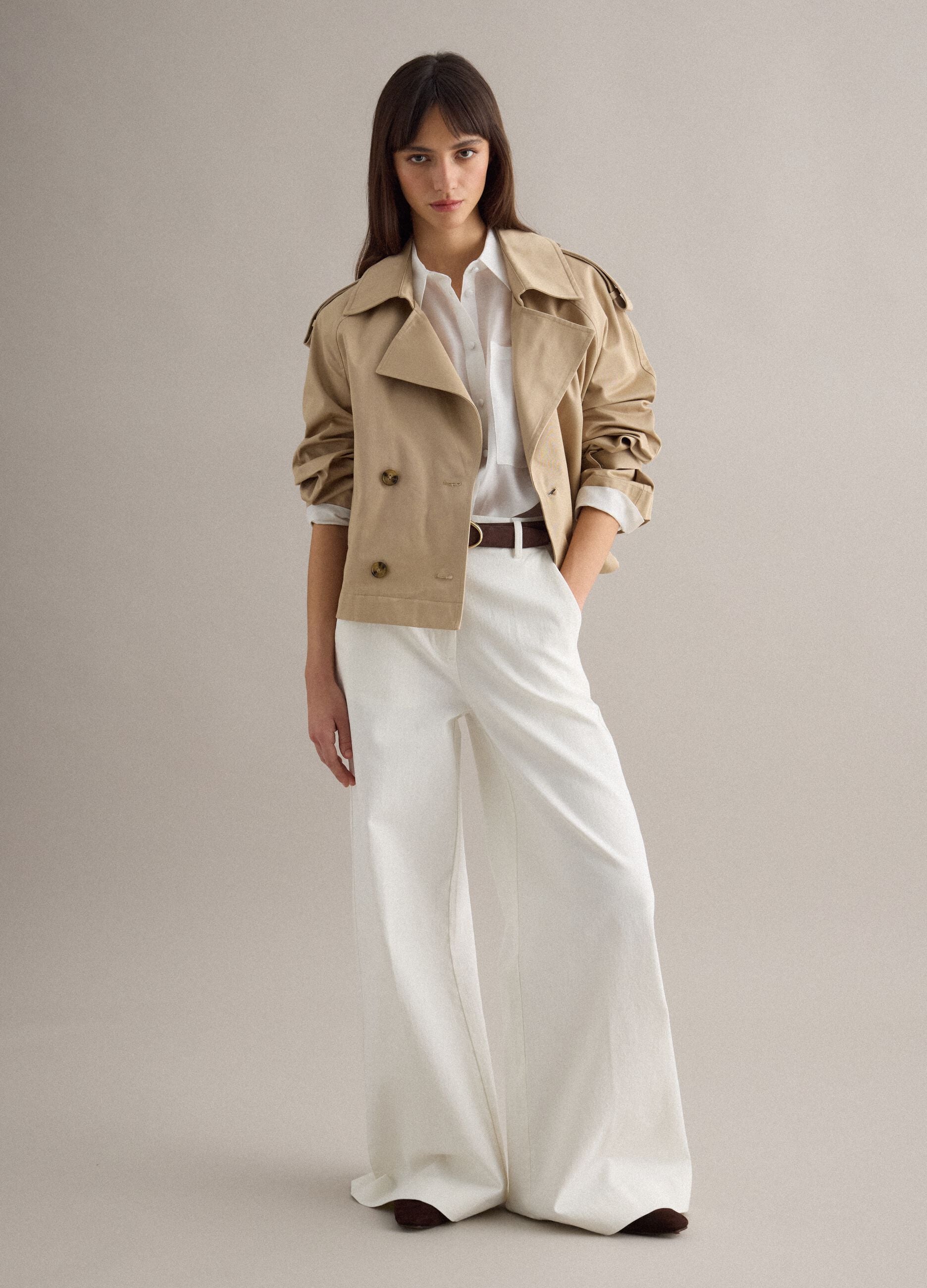 Double-breasted trench coat in pure beige cotton regular fit