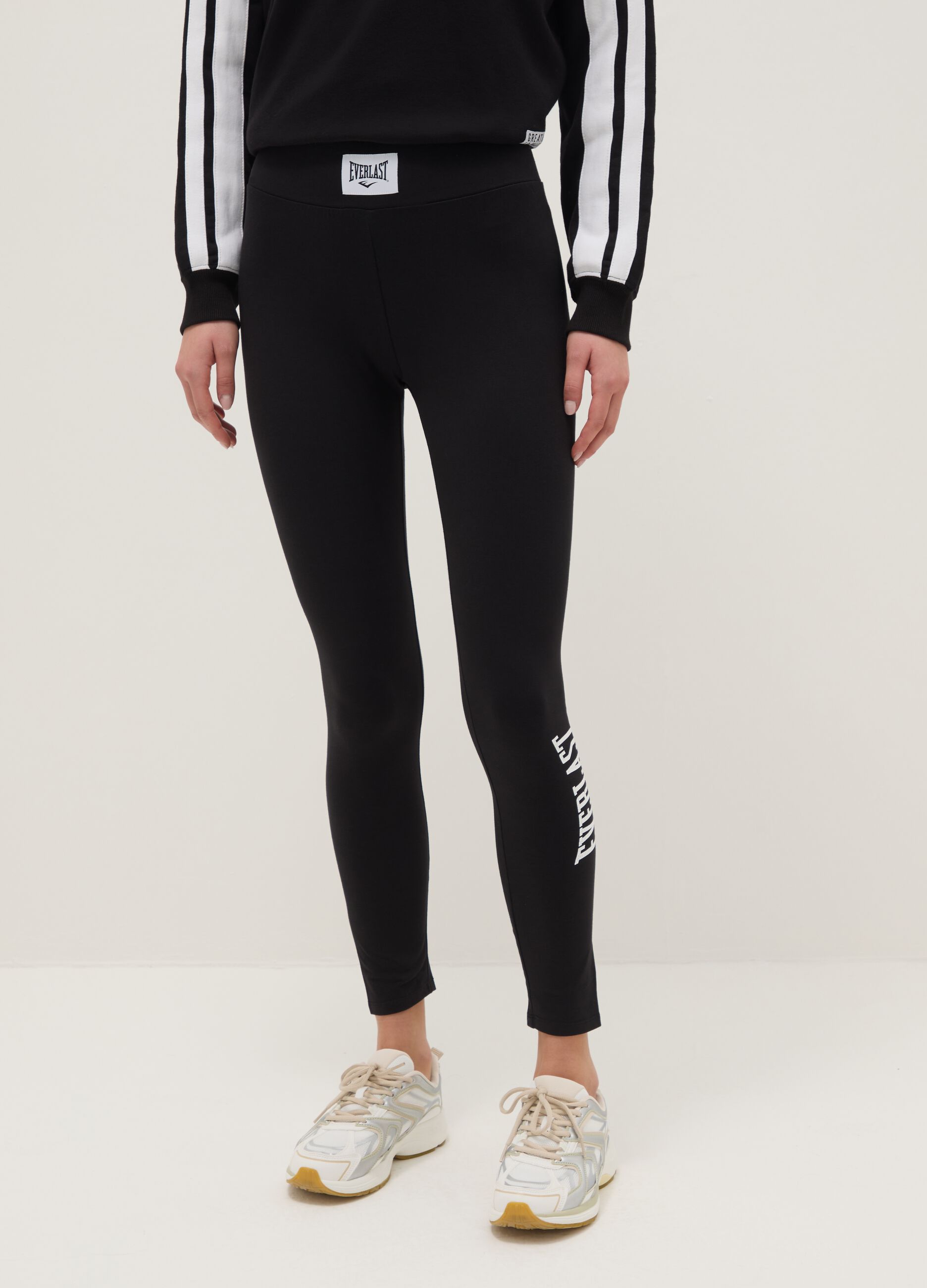 Black stretch cotton leggings regular fit with Everlast logo