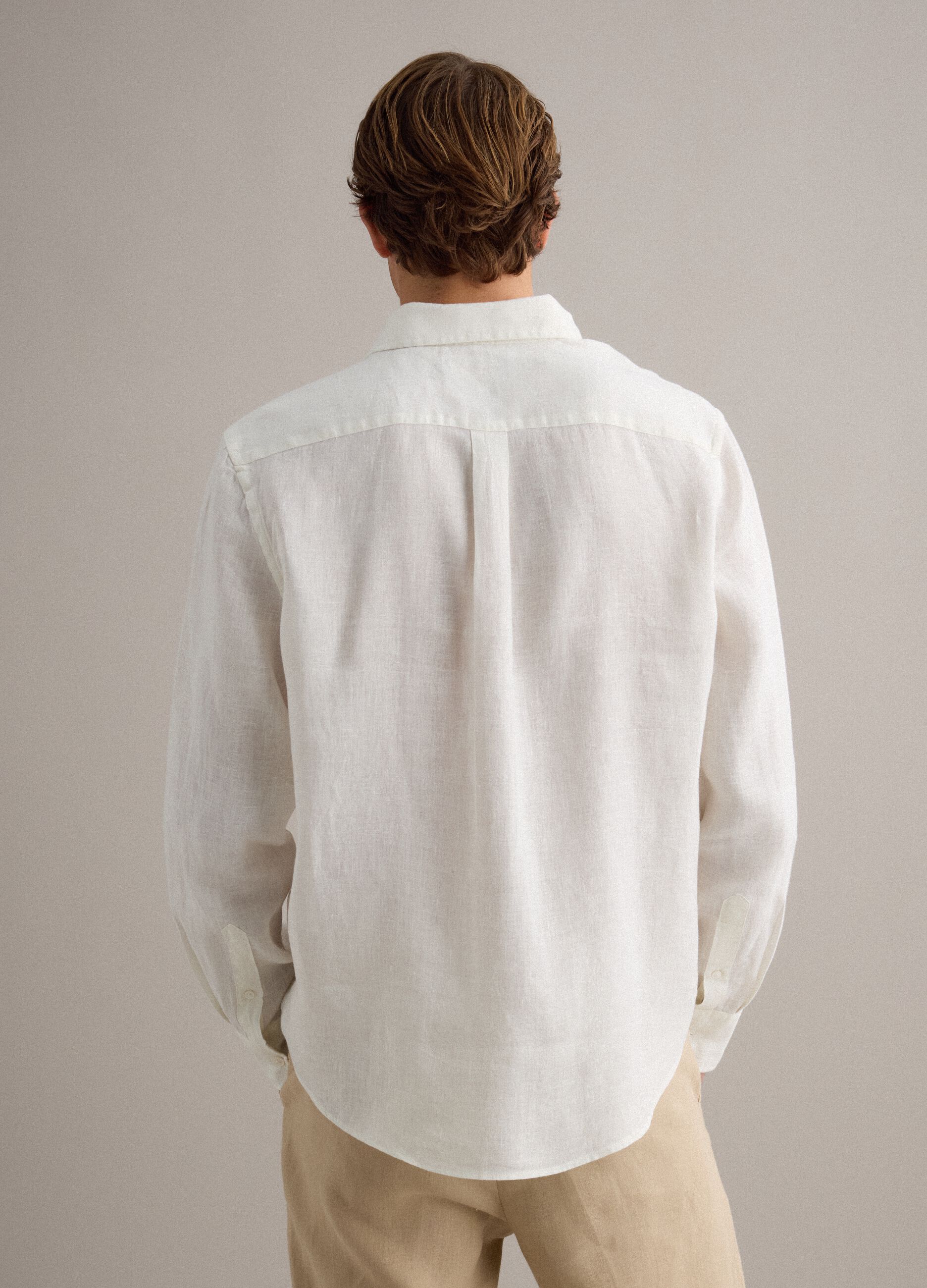 White pure linen regular-fit shirt with double chest pockets