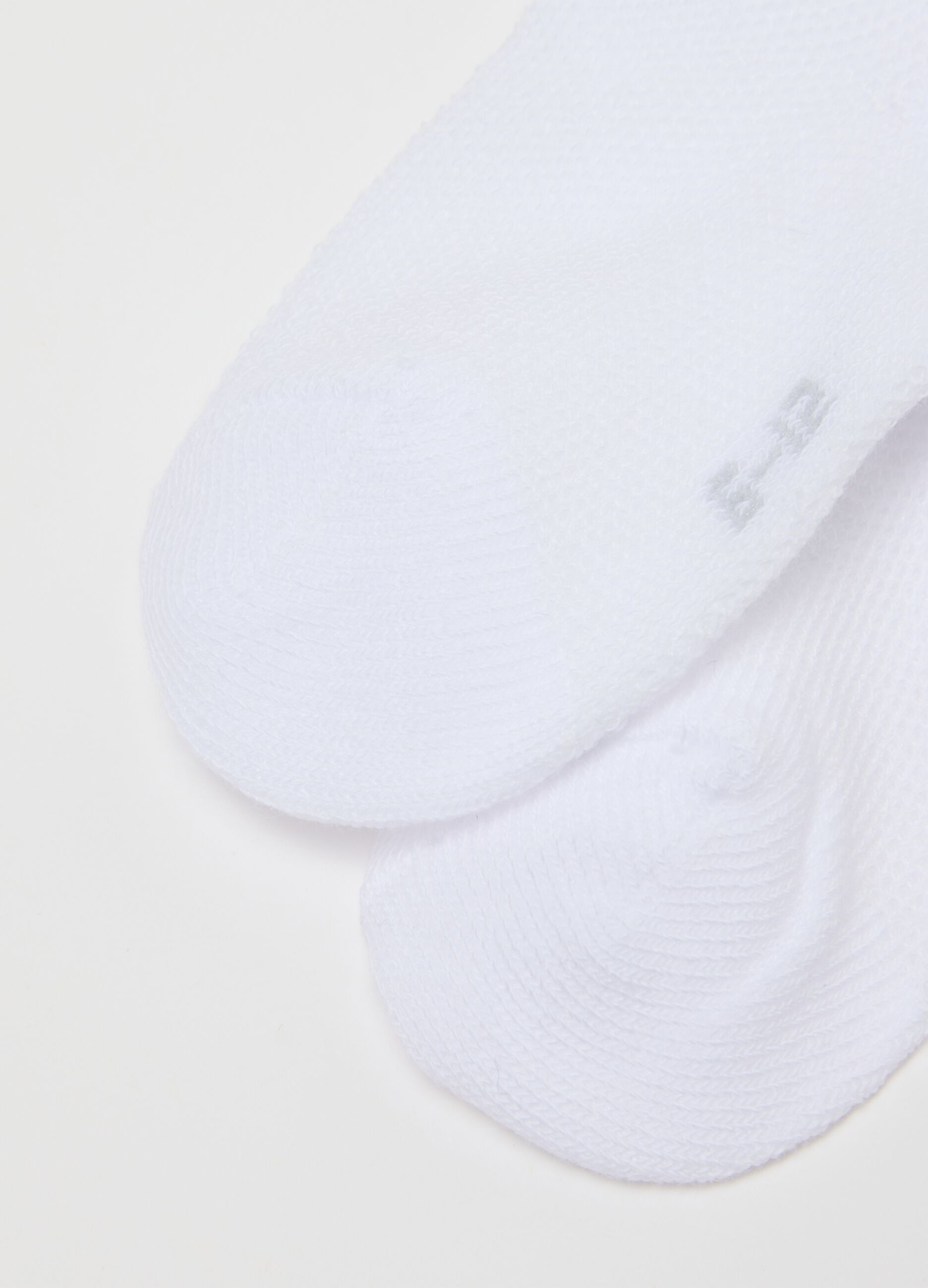 Two-pack of white cotton blend baby socks regular fit