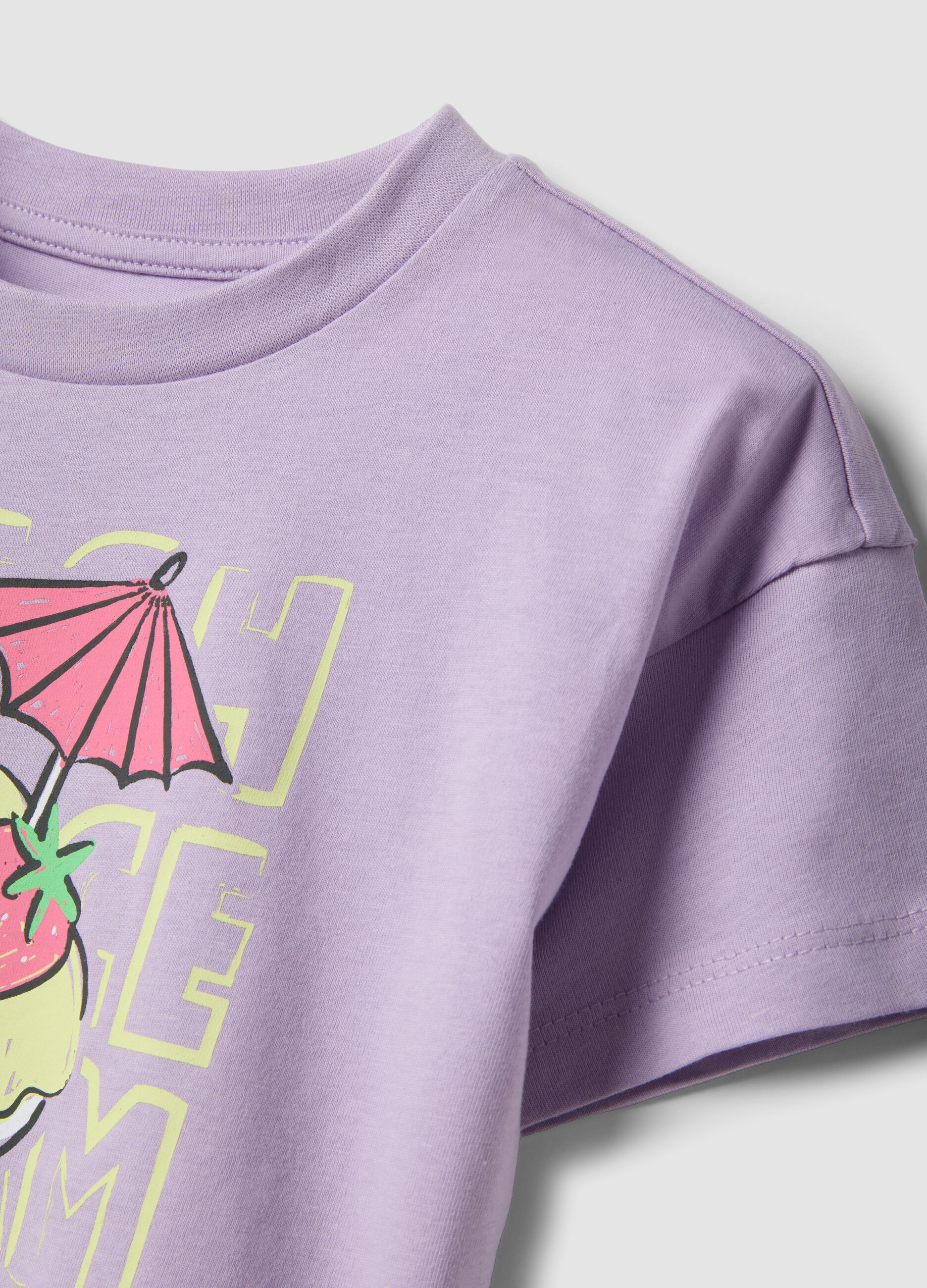 Purple pure cotton T-shirt for girls with strawberry print