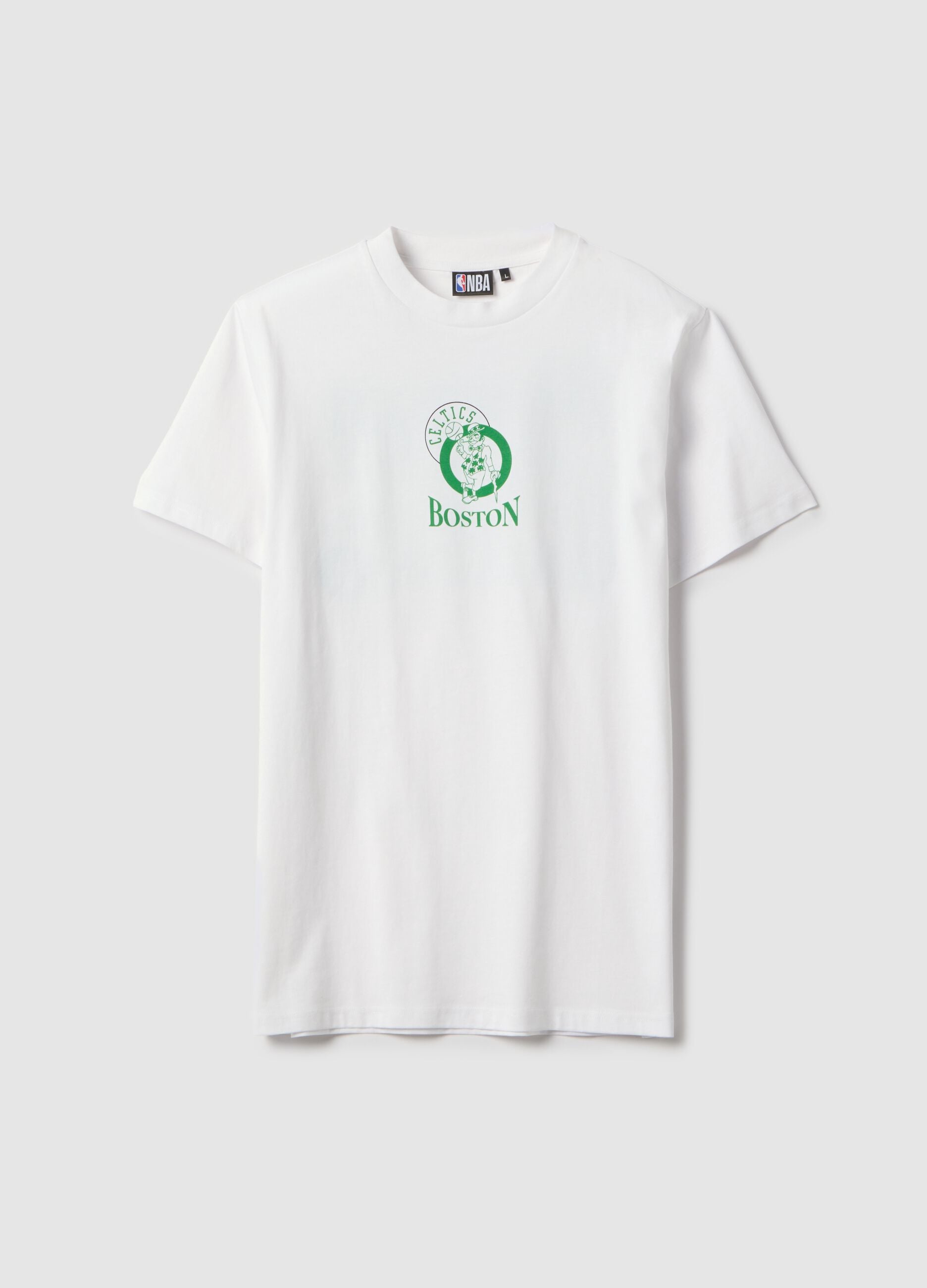 White regular fit pure cotton T-shirt with Boston Celtics logo