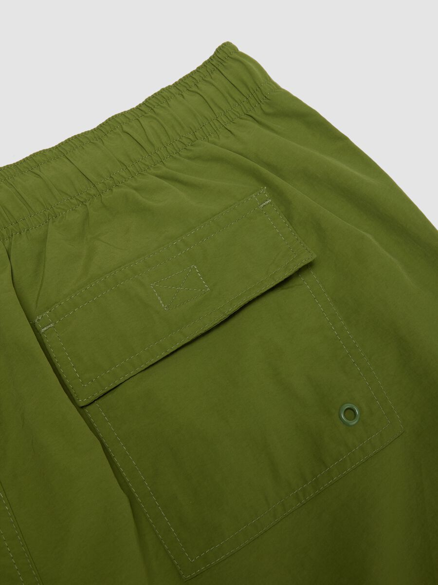Green swim shorts with elasticated waistband and drawstring_5