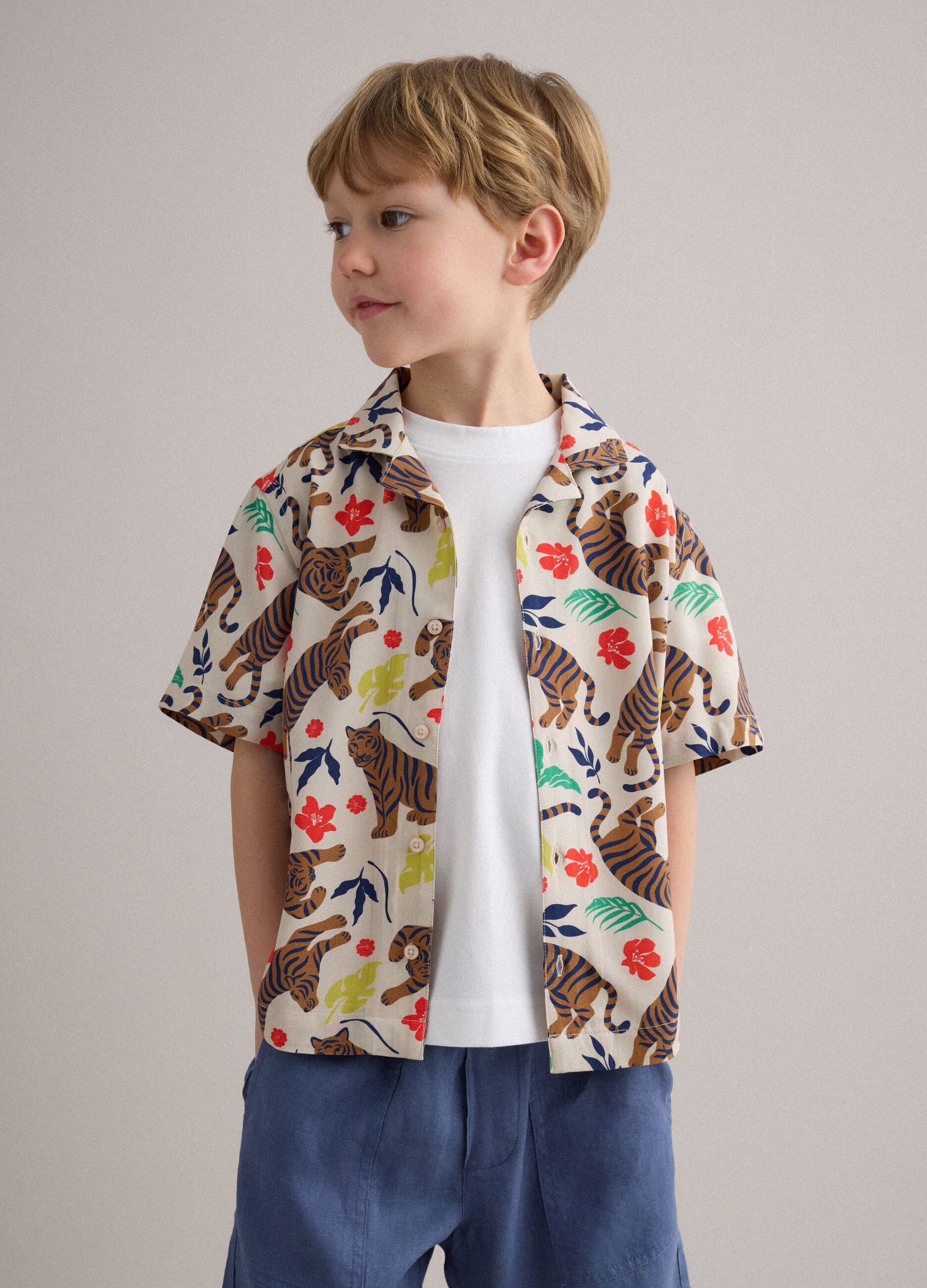 Boys&rsquo; multicolour pure viscose regular-fit shirt with prints