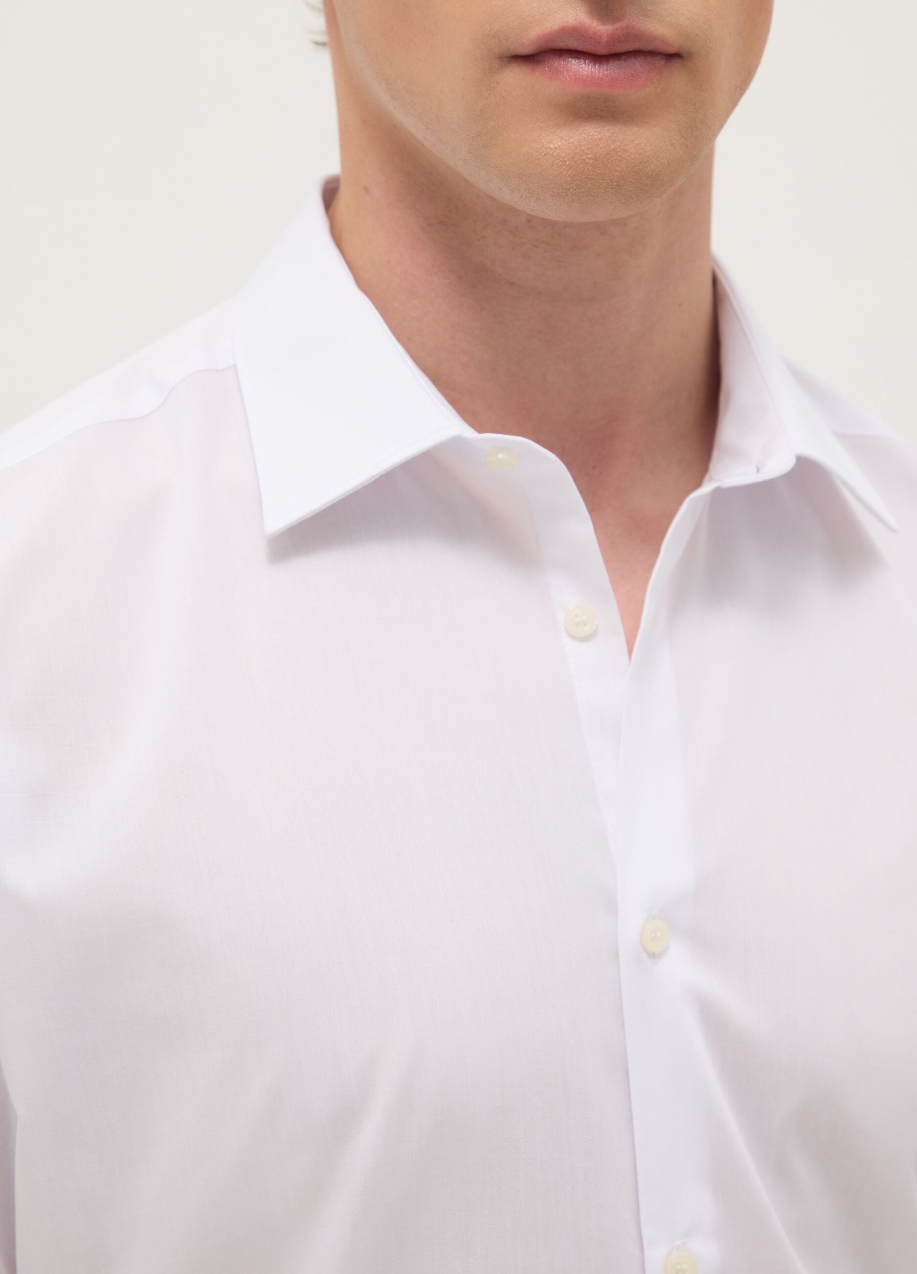 White Shirt with Classic Collar Slim Fit