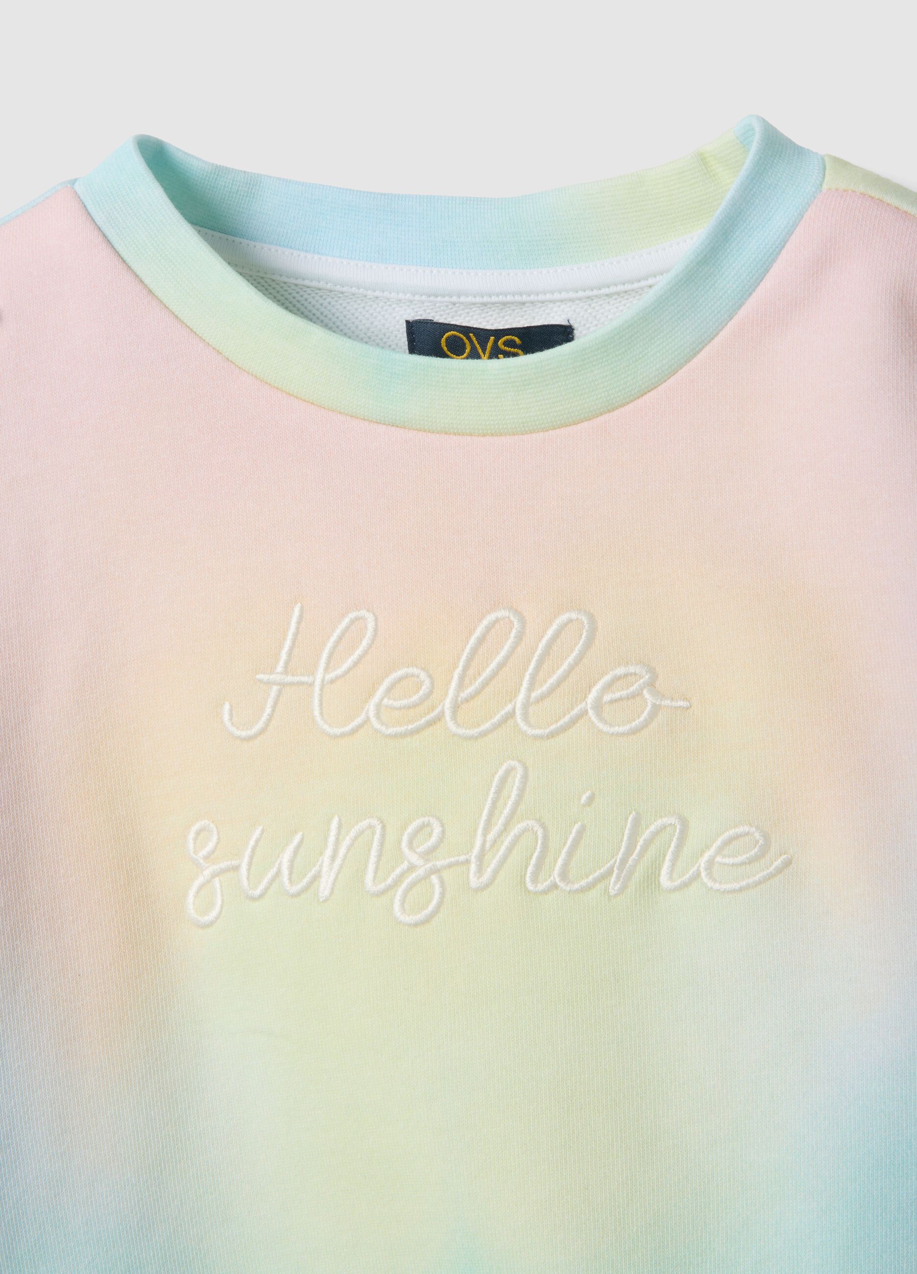 Regular fit multicolour cotton blend sweatshirt for girls with slogan