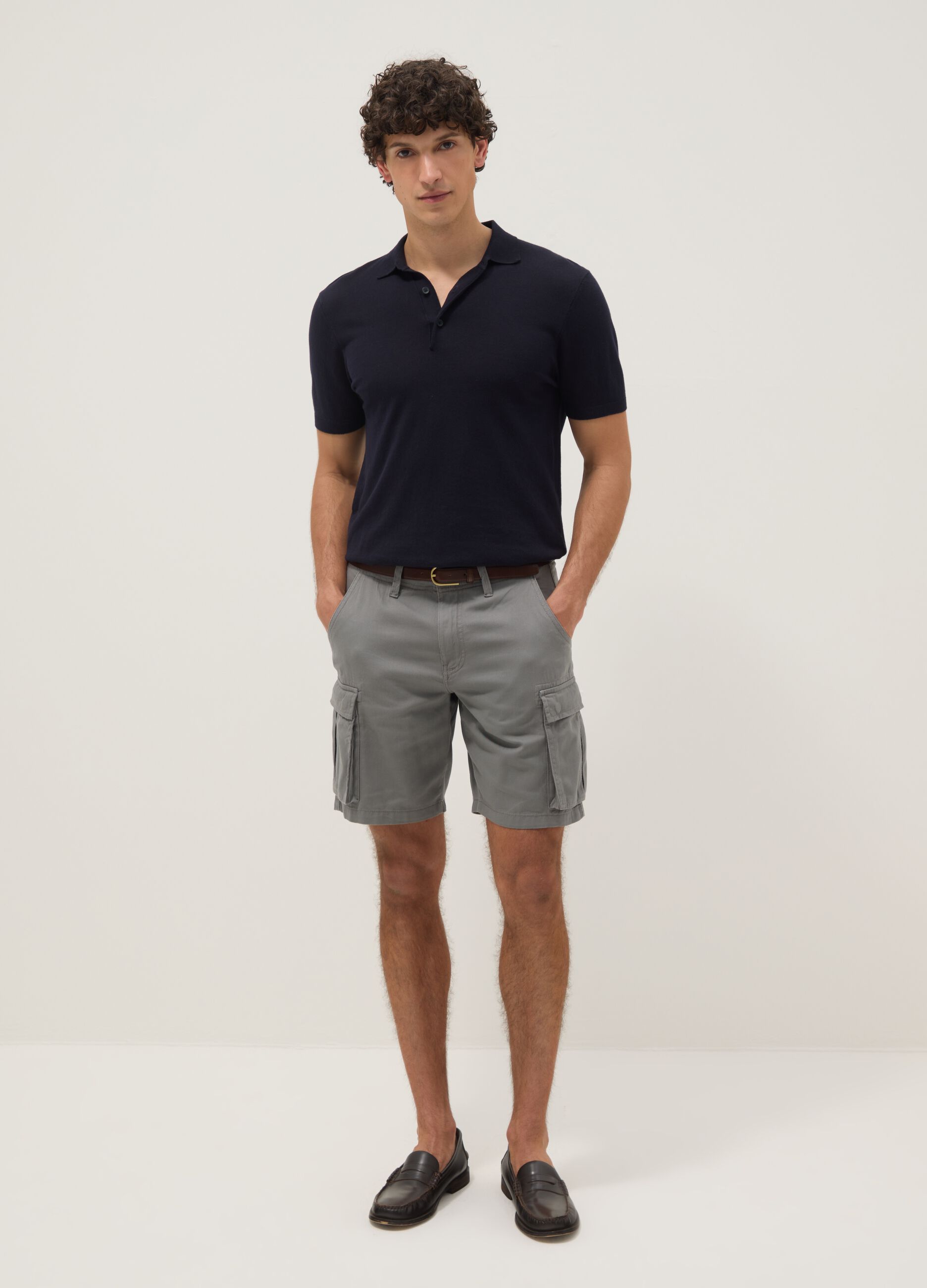 Grey pure cotton regular-fit cargo shorts