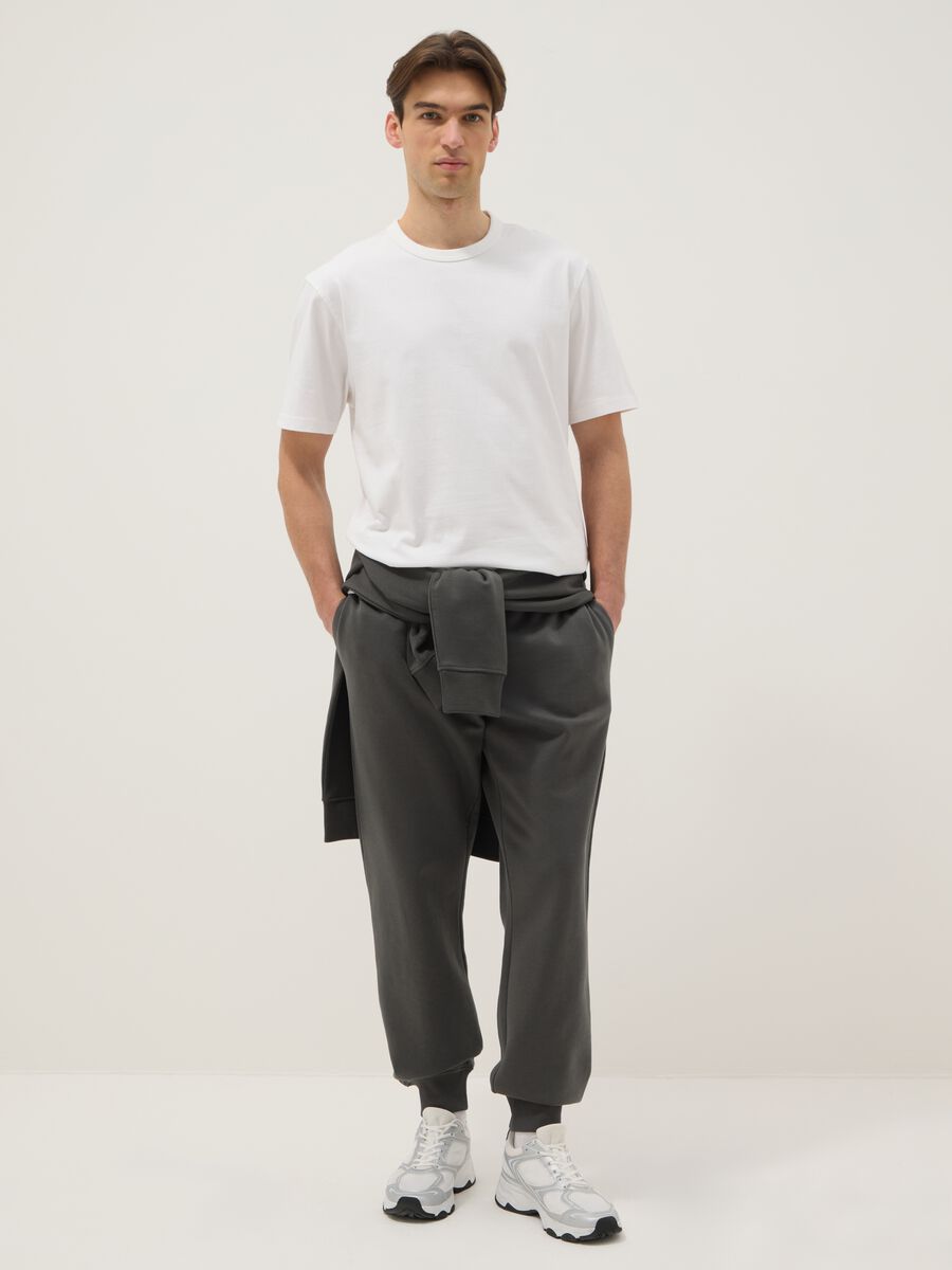 White pure cotton T-shirt with relaxed fit and finished crew neck_1