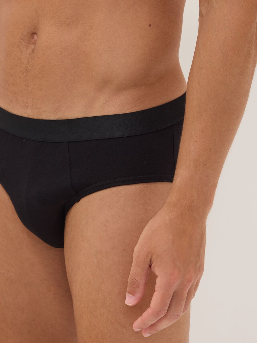 Five-pack of black stretch organic cotton briefs_3
