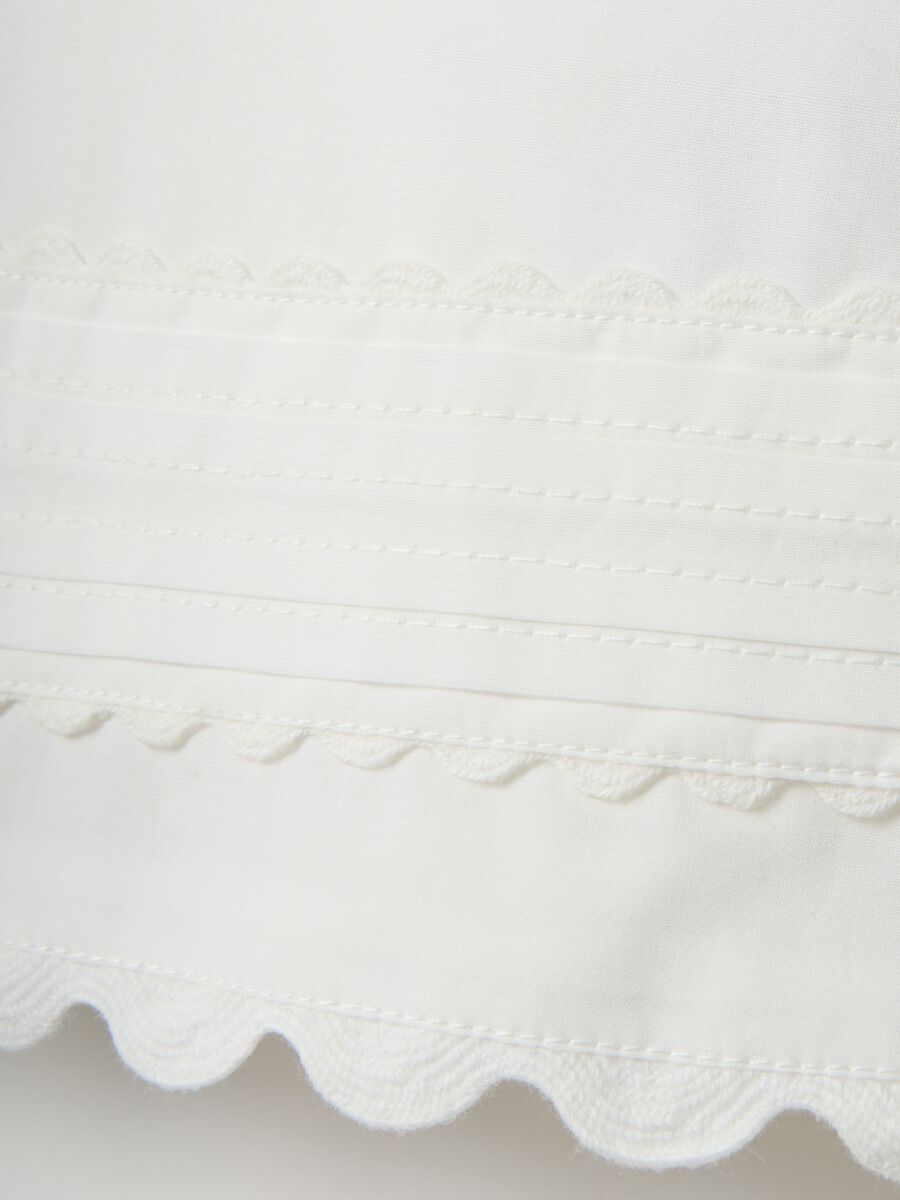 Girls' white pure cotton blouse regular fit with decorations_3