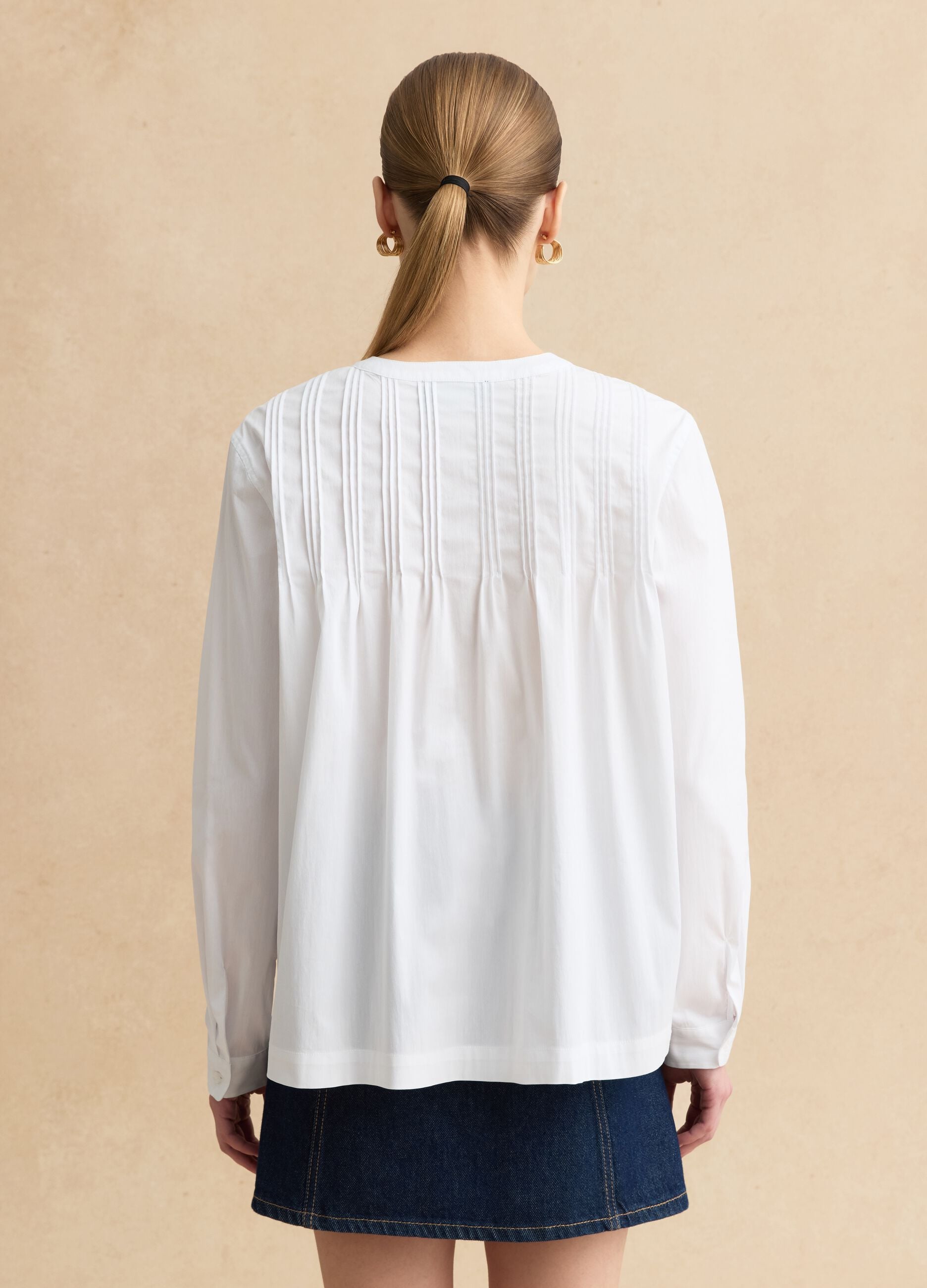White cotton blend regular fit shirt with mandarin collar