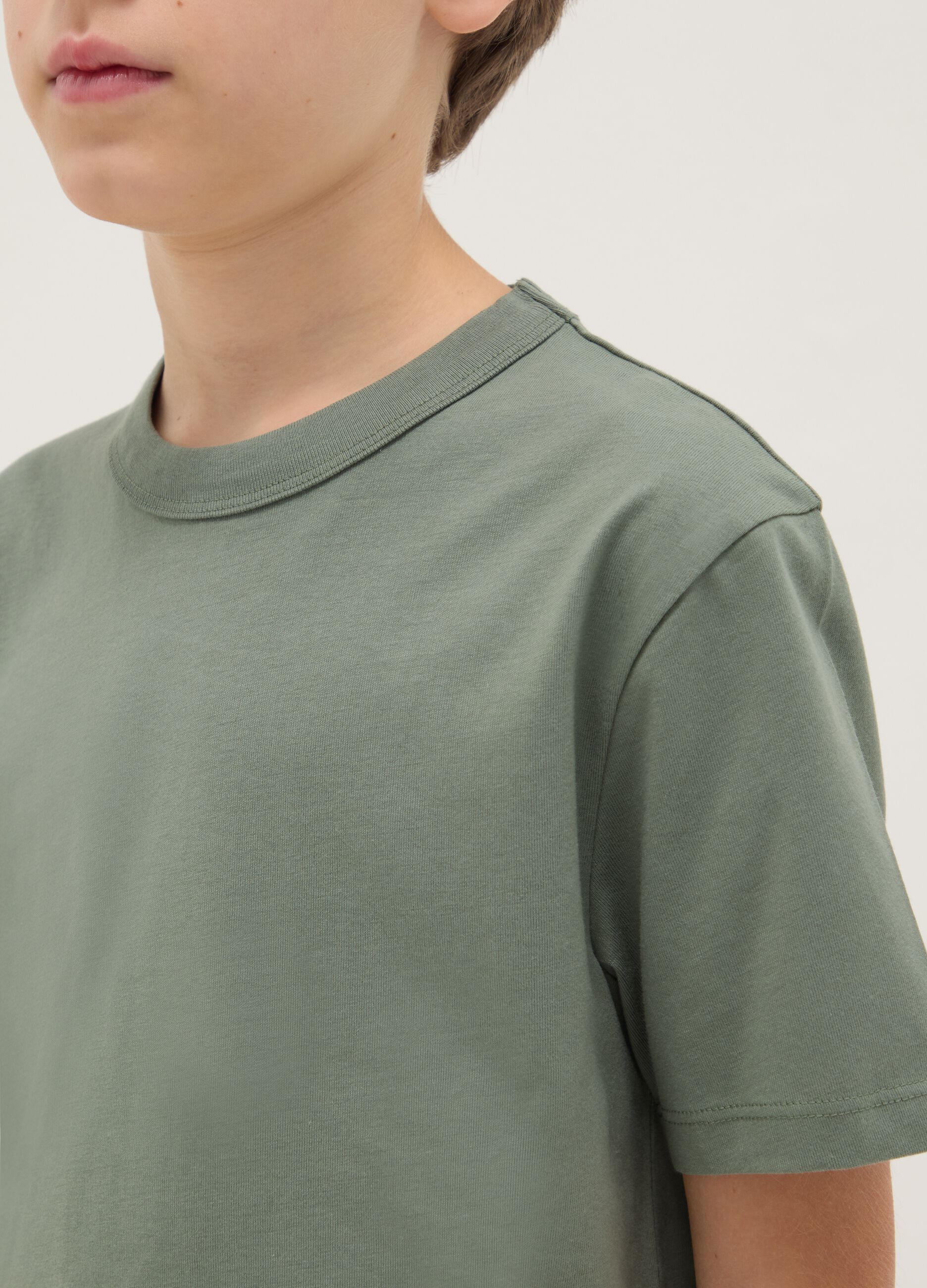 Boys' green crew-neck T-shirt in pure cotton over fit