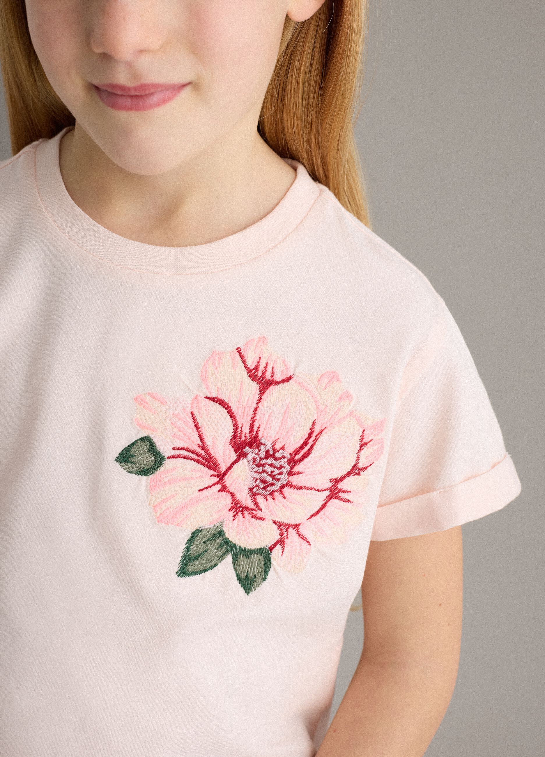 Girls' pink cotton blend T-shirt regular fit with floral embroidery
