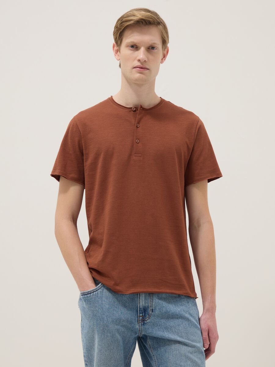 Brown pure cotton regular fit T-shirt with Henley collar_0