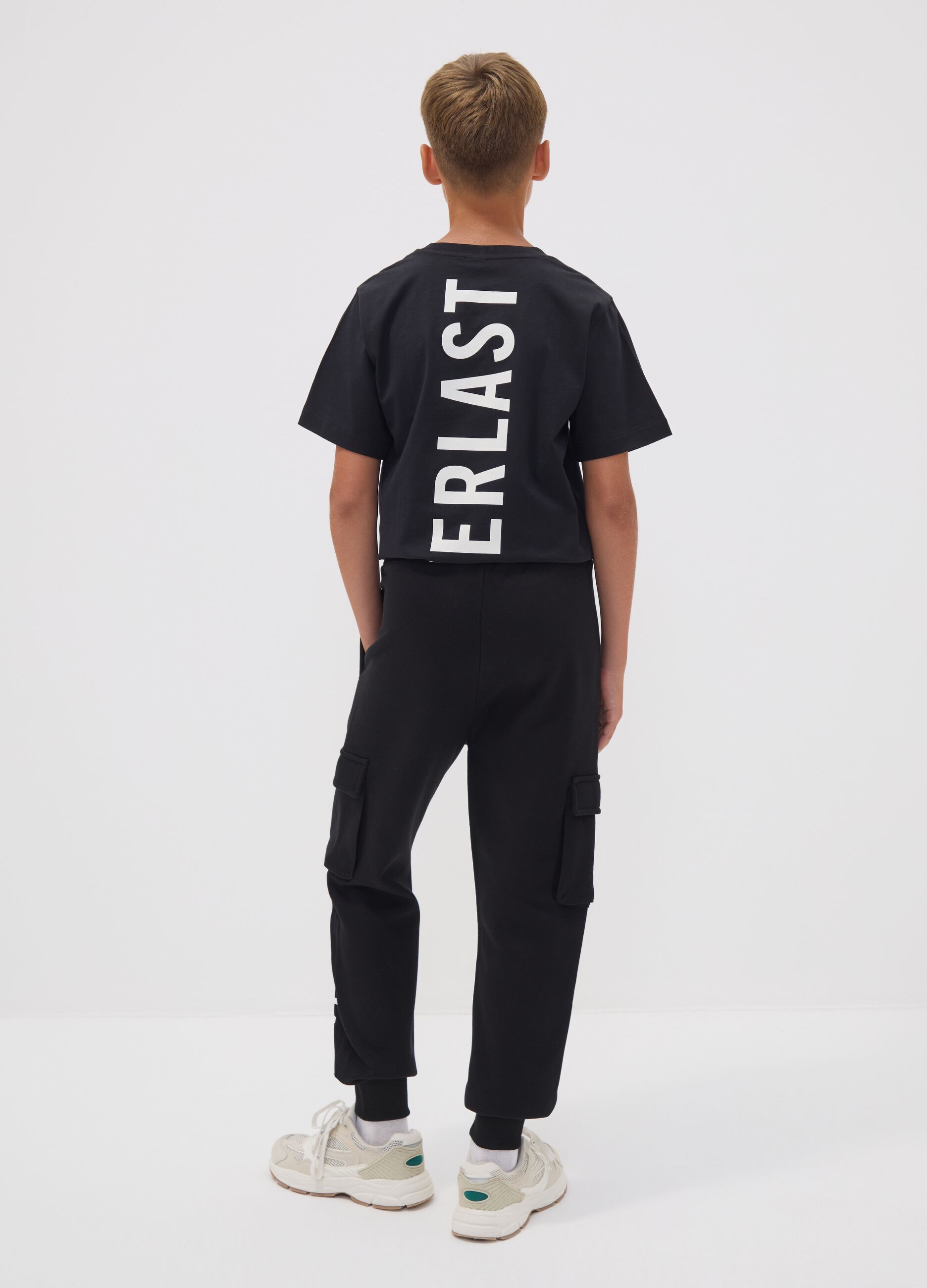 Black cotton-blend joggers with cargo pockets for boys